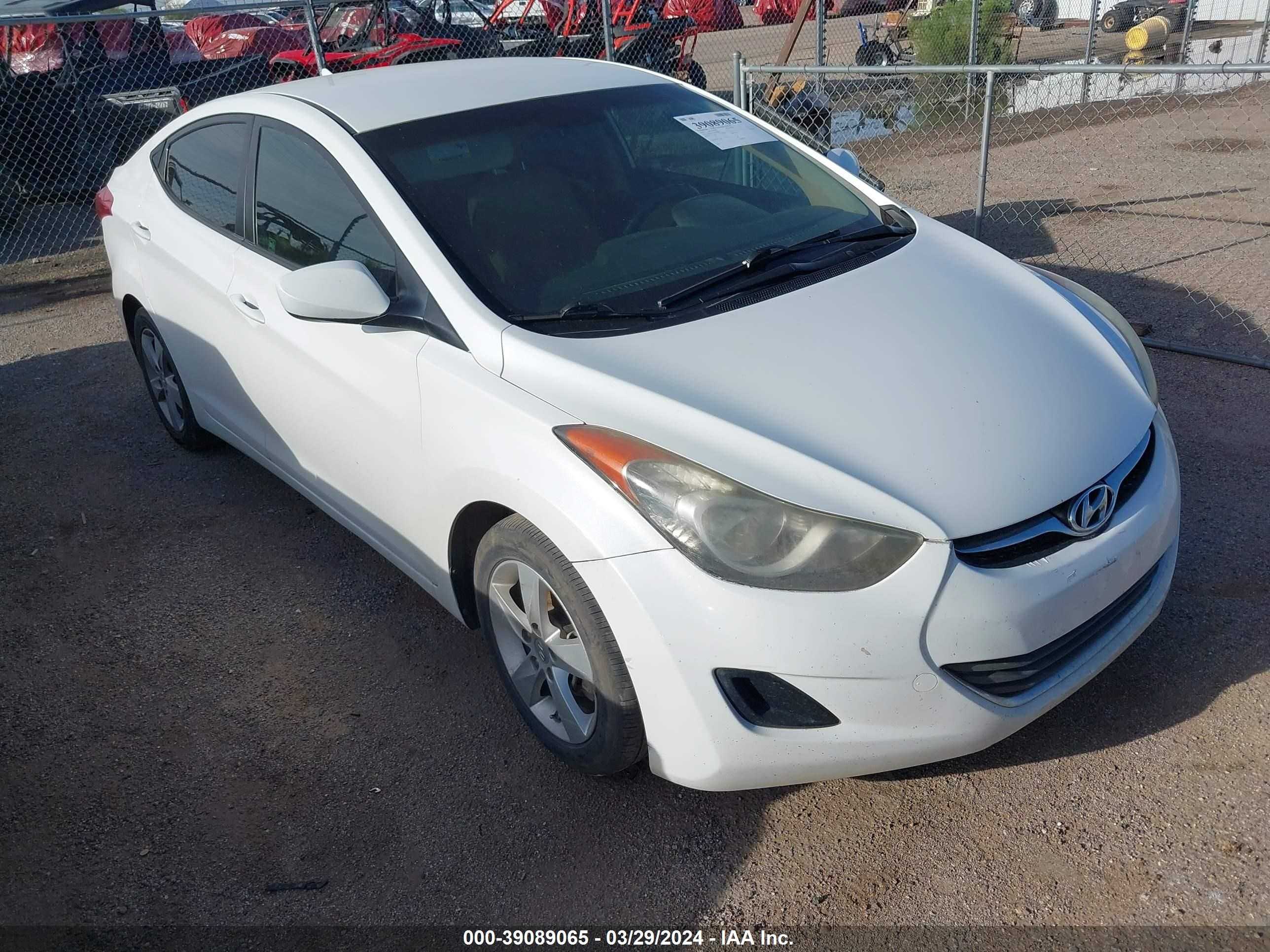 HYUNDAI ELANTRA 2013 5npdh4ae7dh368650