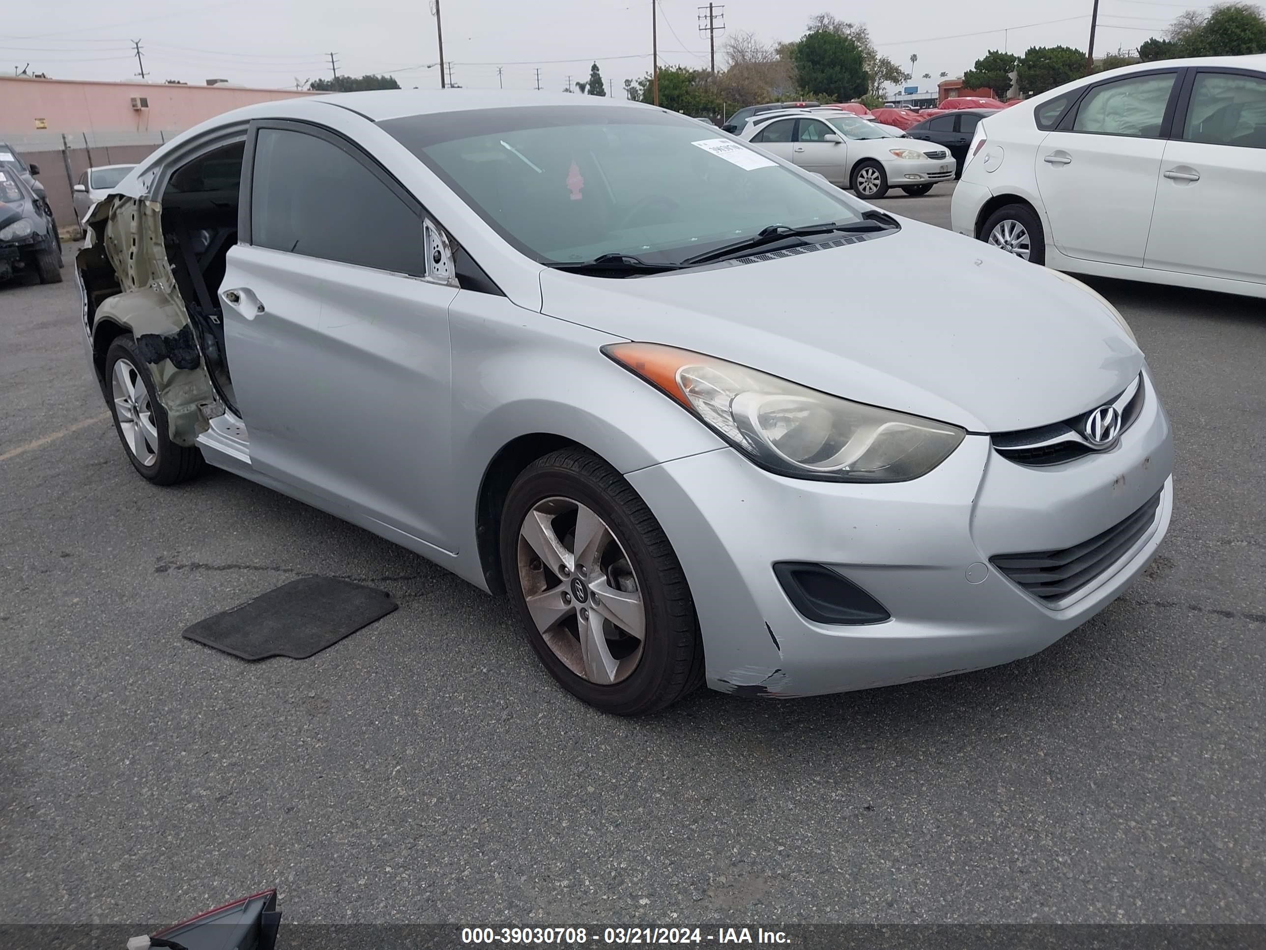 HYUNDAI ELANTRA 2013 5npdh4ae7dh388820