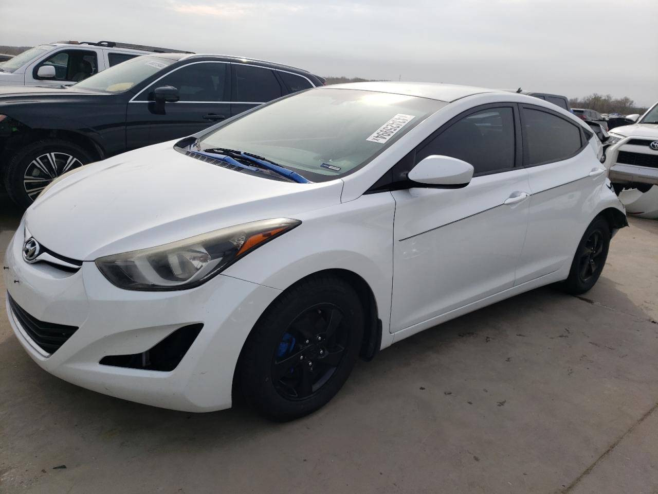 HYUNDAI ELANTRA 2015 5npdh4ae7fh611893