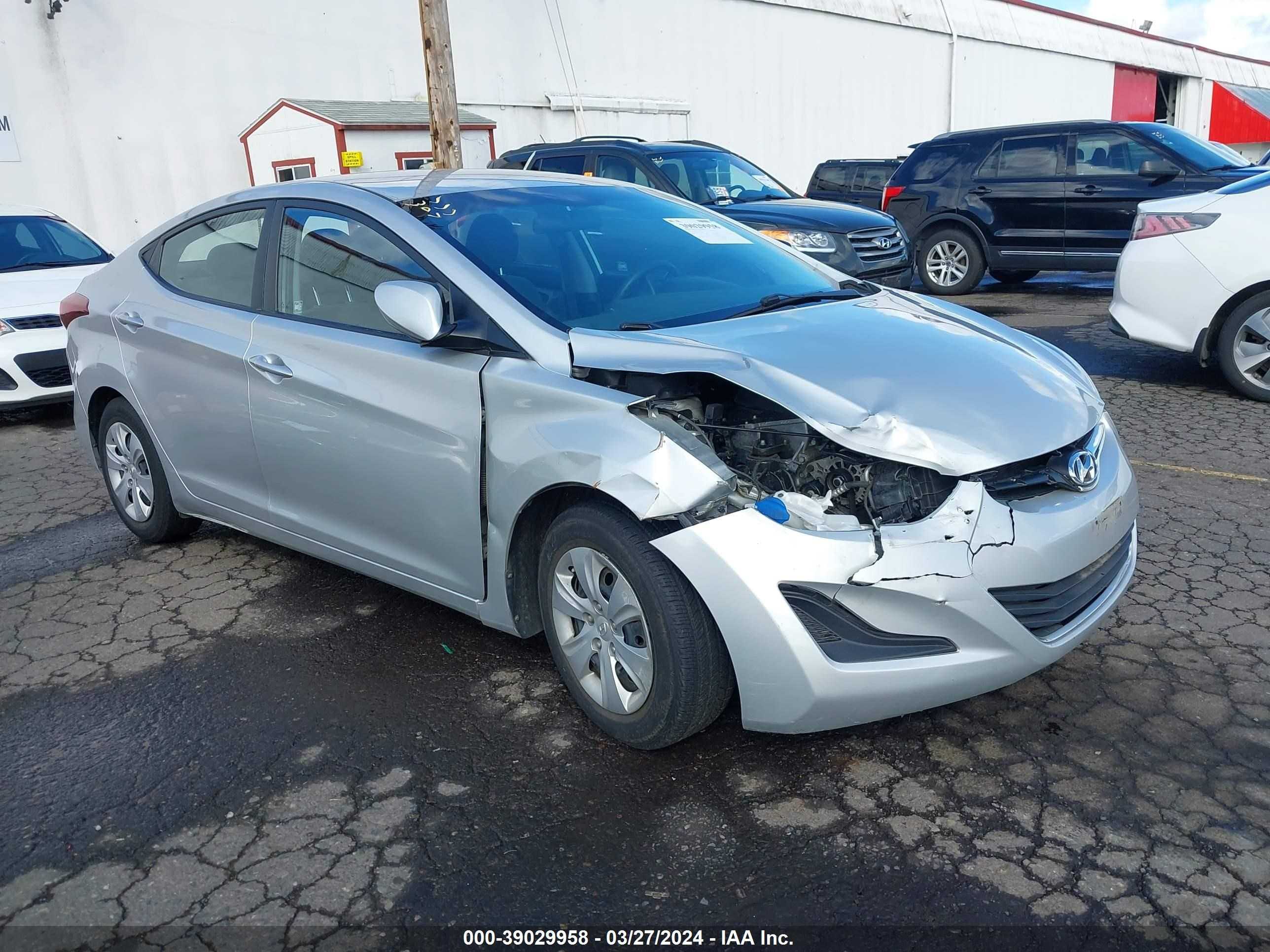 HYUNDAI ELANTRA 2016 5npdh4ae7gh730769