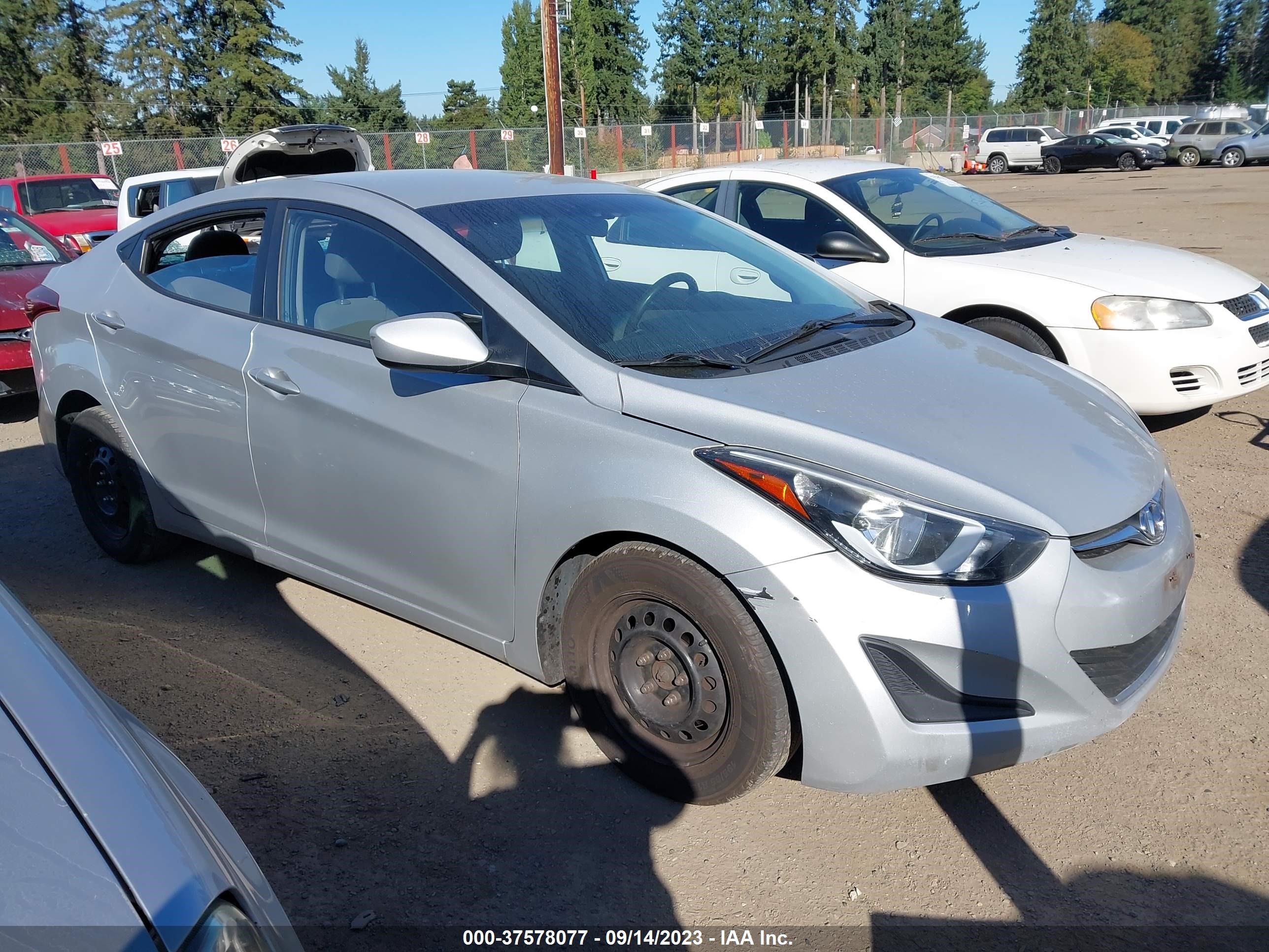 HYUNDAI ELANTRA 2016 5npdh4ae7gh768647