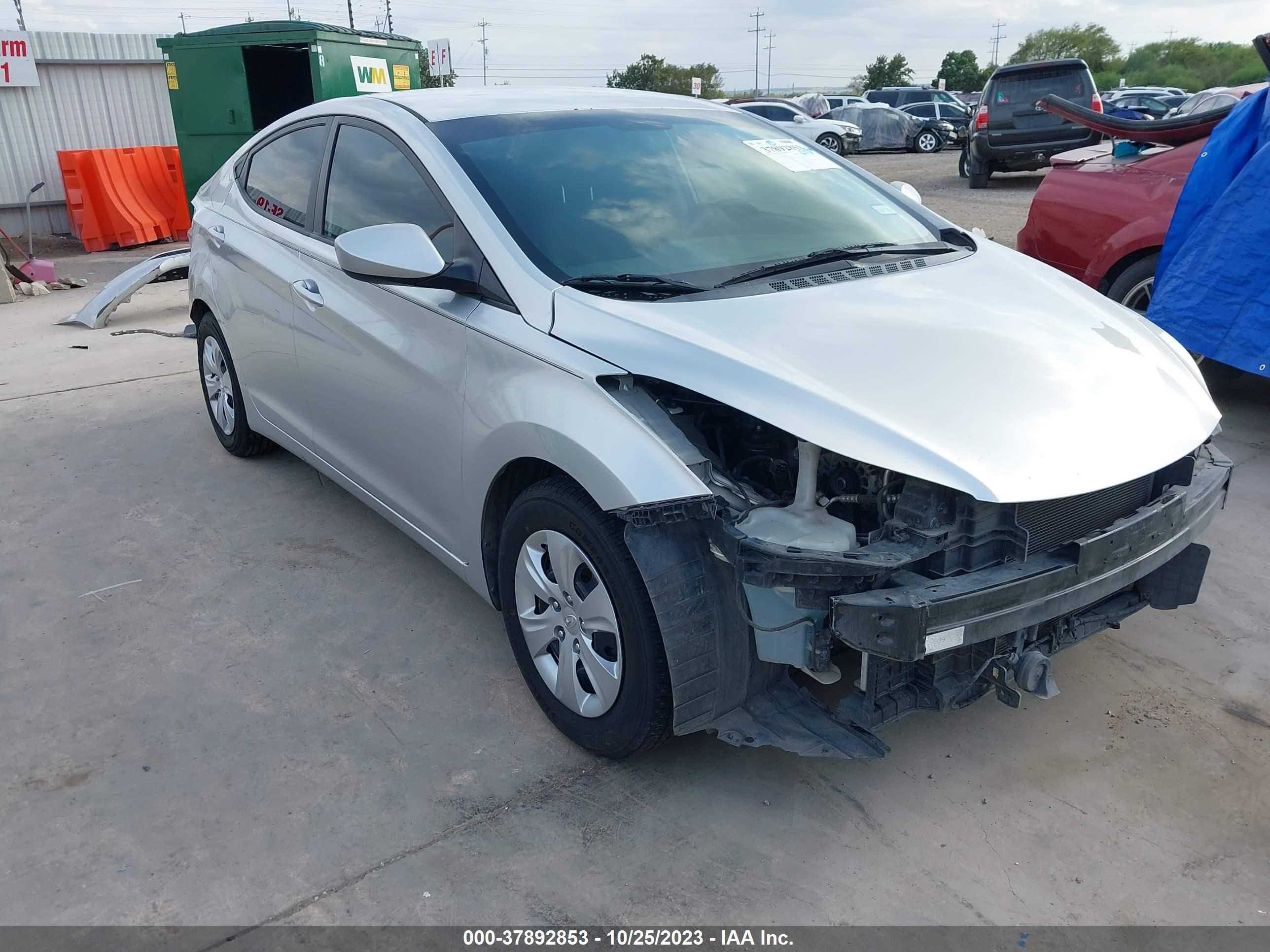 HYUNDAI ELANTRA 2016 5npdh4ae7gh784119