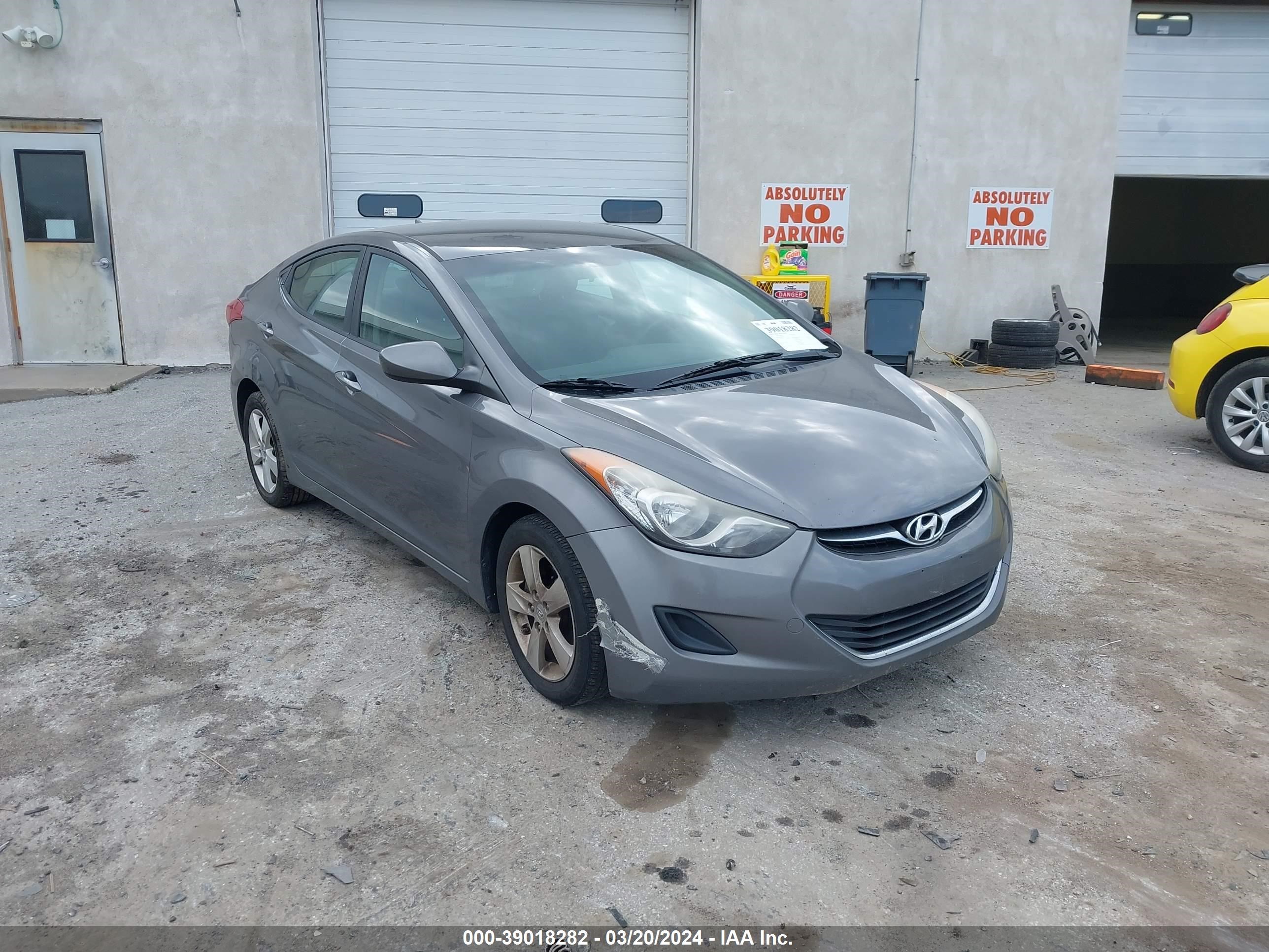 HYUNDAI ELANTRA 2011 5npdh4ae8bh060738