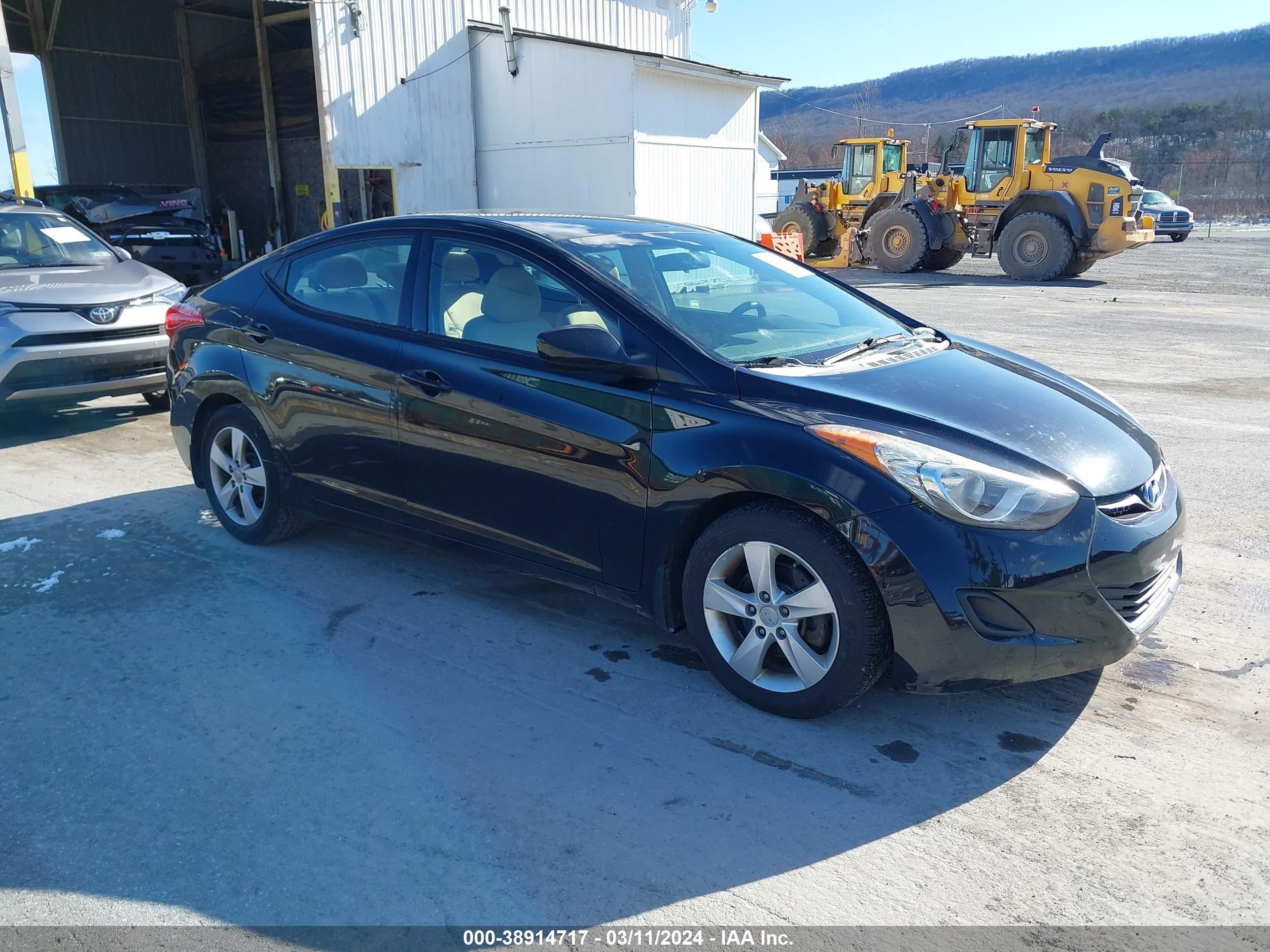 HYUNDAI ELANTRA 2013 5npdh4ae8dh373890