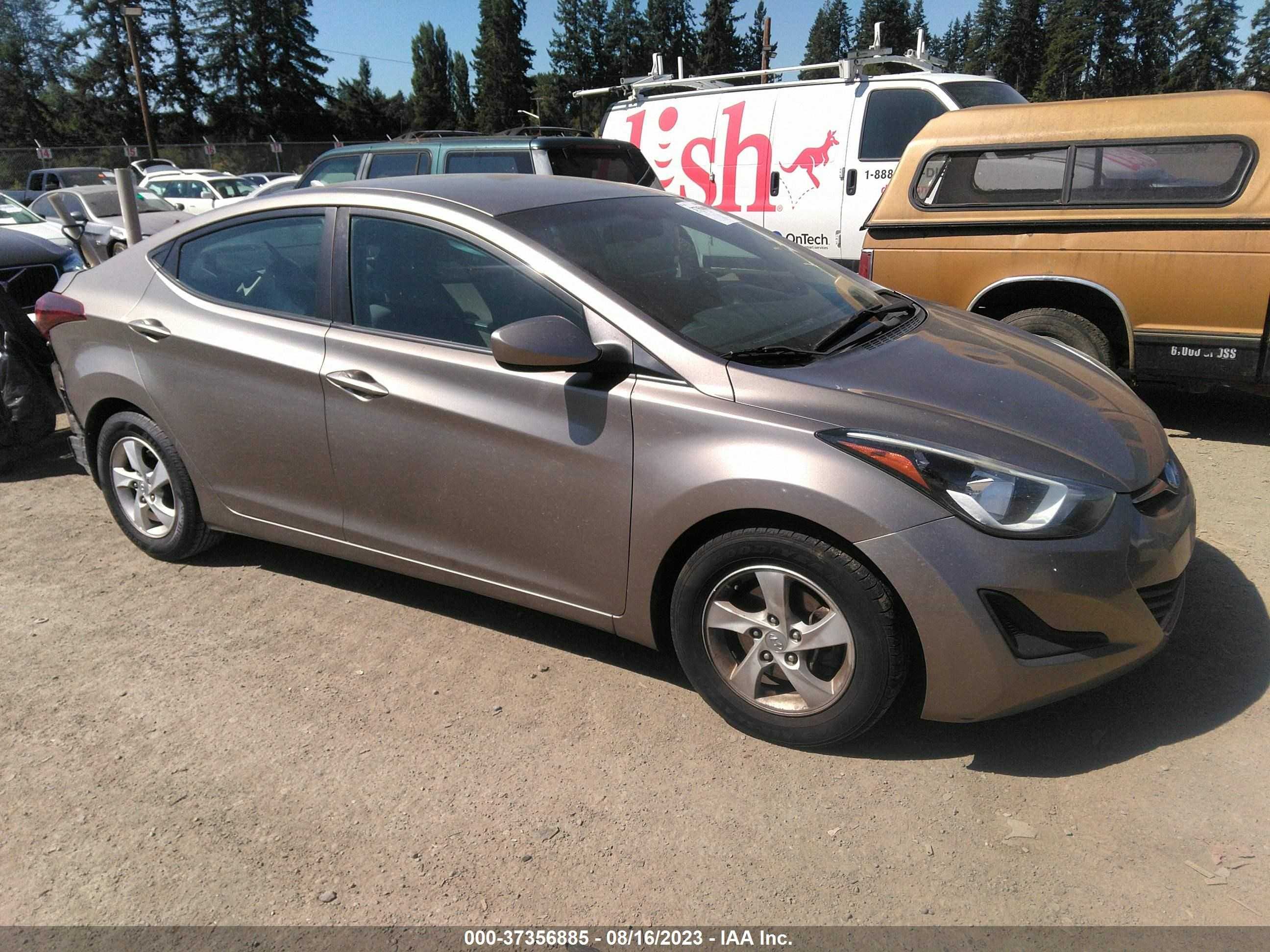 HYUNDAI ELANTRA 2015 5npdh4ae8fh585143