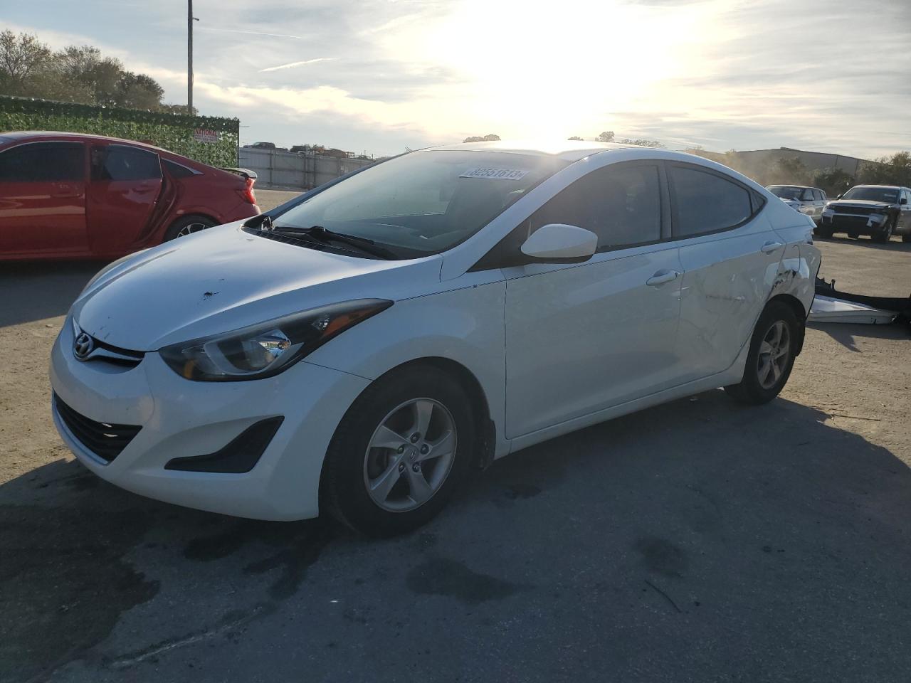 HYUNDAI ELANTRA 2015 5npdh4ae8fh616505