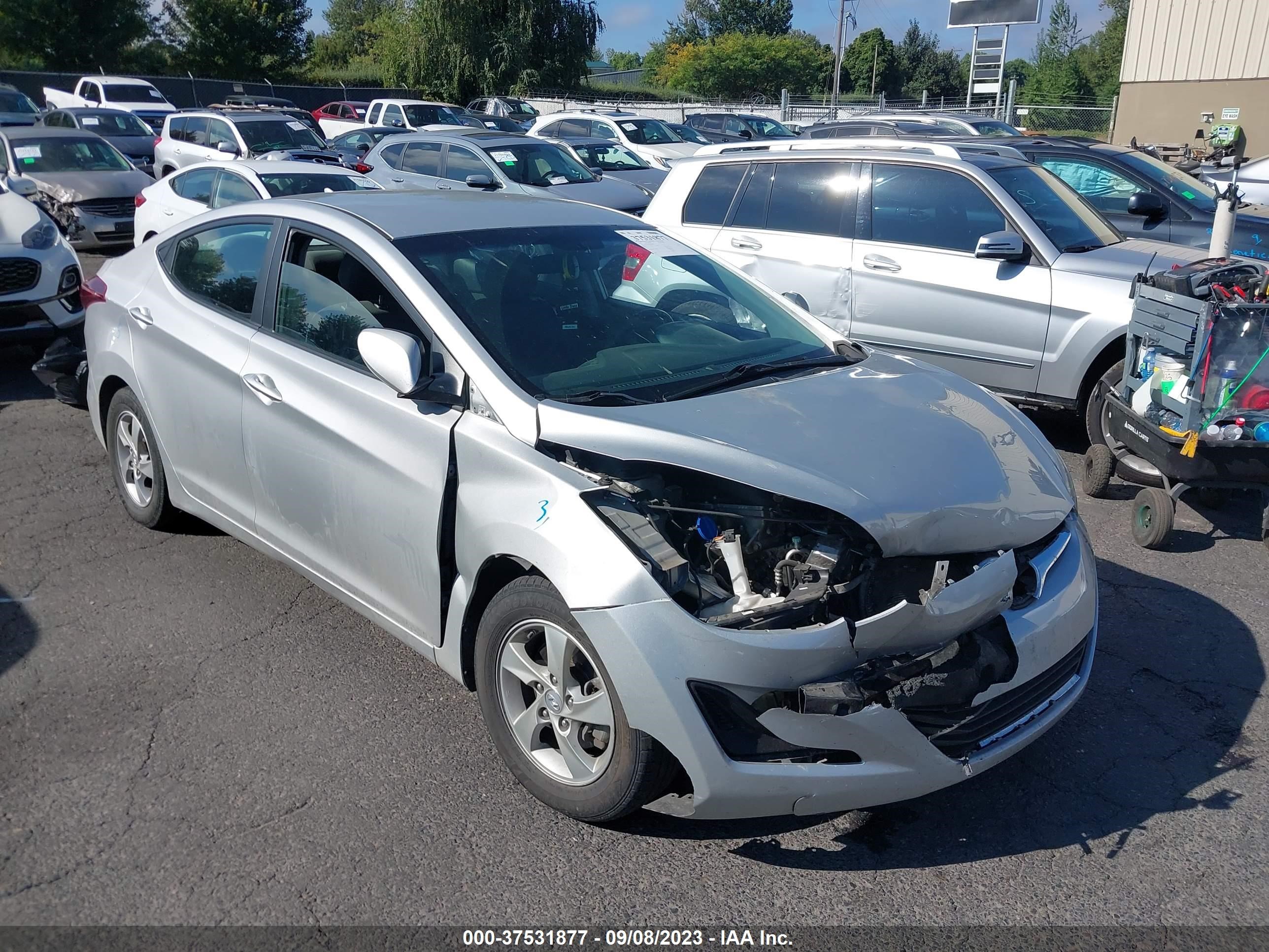 HYUNDAI ELANTRA 2015 5npdh4ae8fh652050