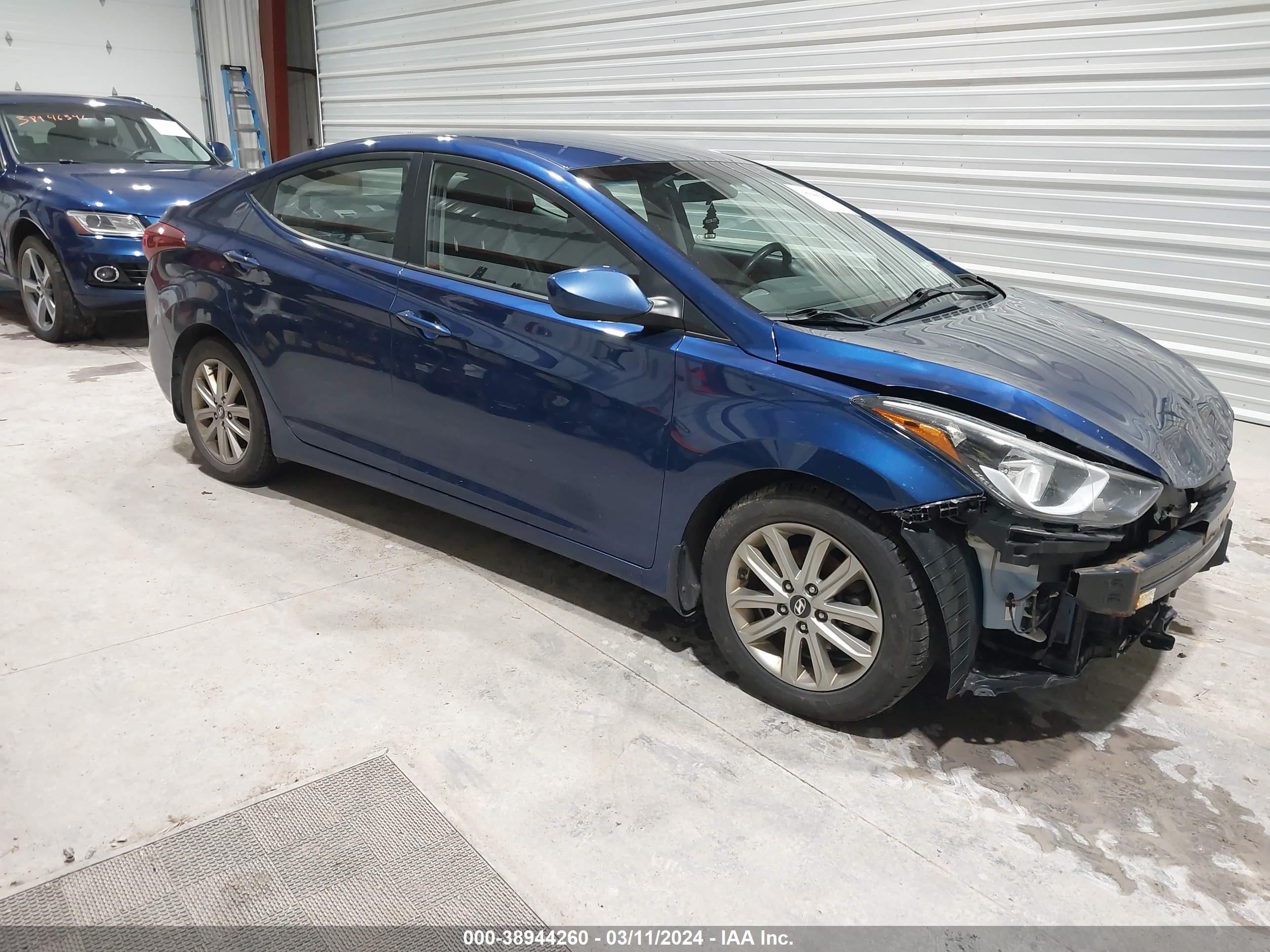 HYUNDAI ELANTRA 2016 5npdh4ae8gh762632