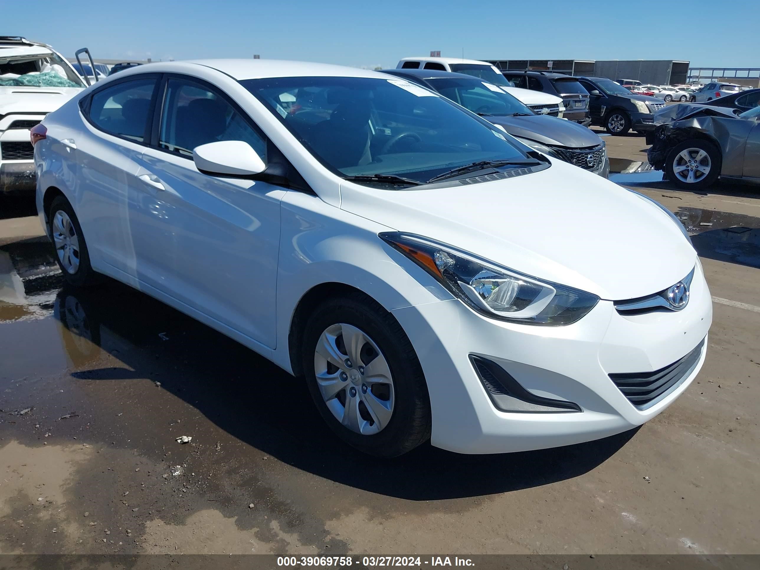 HYUNDAI ELANTRA 2016 5npdh4ae8gh793444