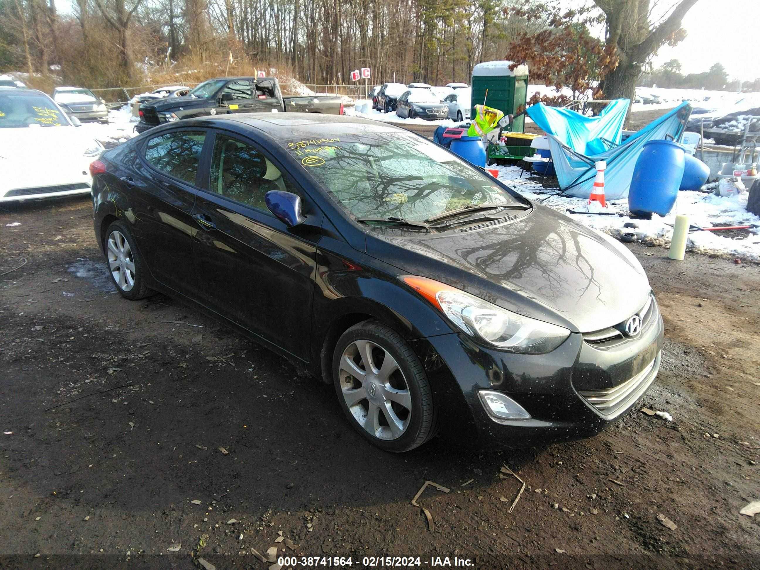 HYUNDAI ELANTRA 2011 5npdh4ae9bh006588