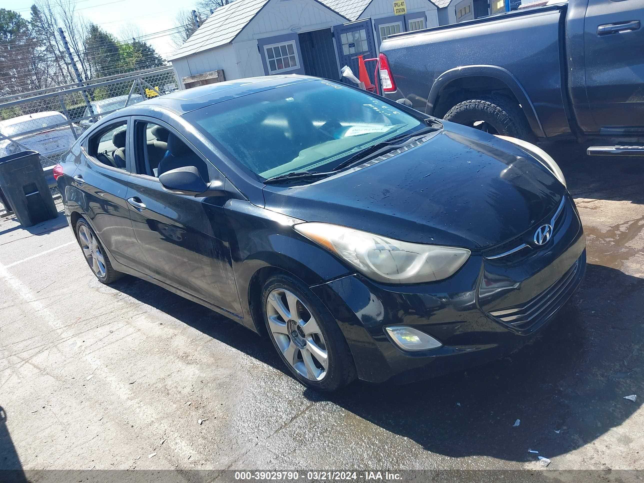 HYUNDAI ELANTRA 2013 5npdh4ae9dh183192