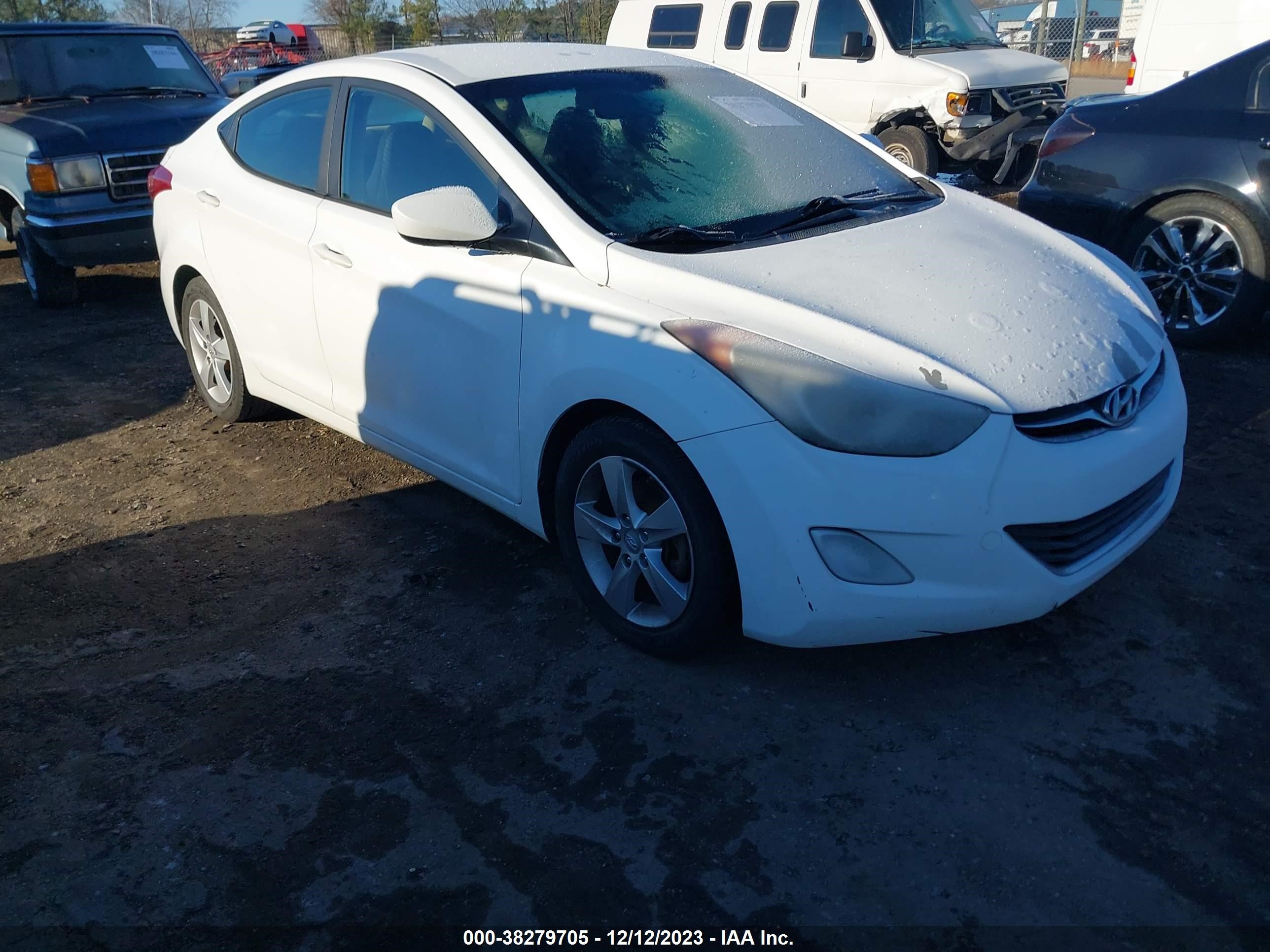 HYUNDAI ELANTRA 2013 5npdh4ae9dh290694