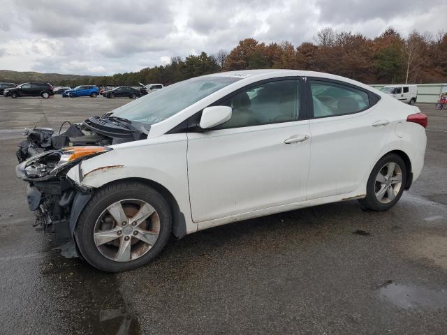 HYUNDAI ELANTRA 2013 5npdh4ae9dh422515