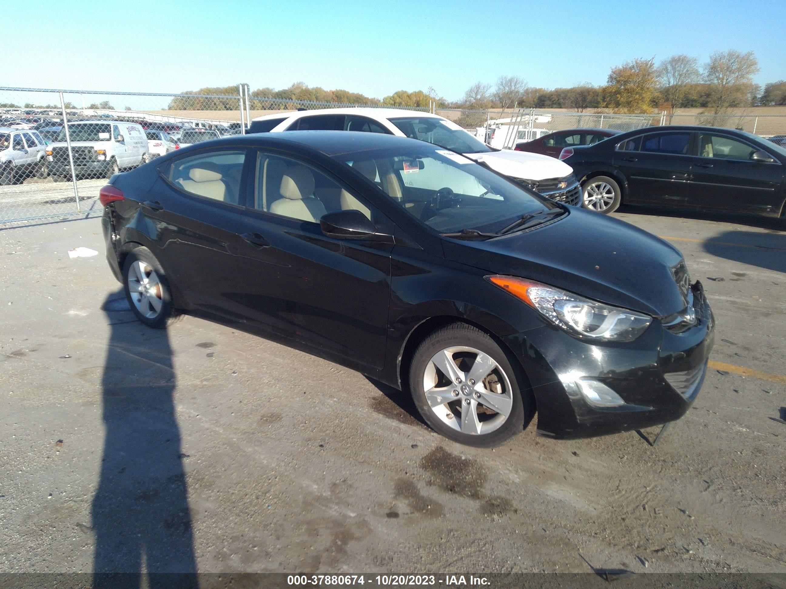 HYUNDAI ELANTRA 2013 5npdh4ae9dh441792