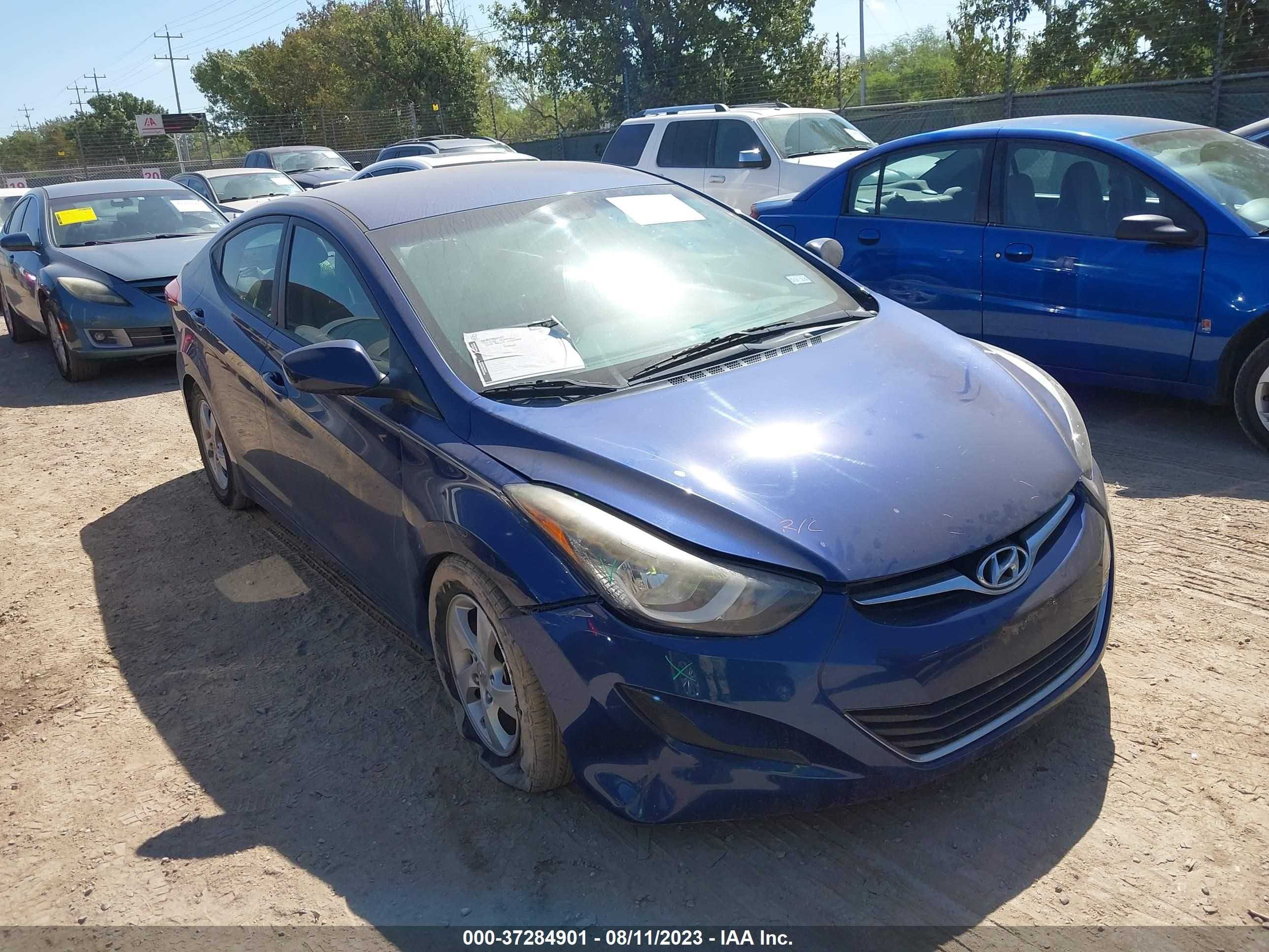 HYUNDAI ELANTRA 2015 5npdh4ae9fh589718