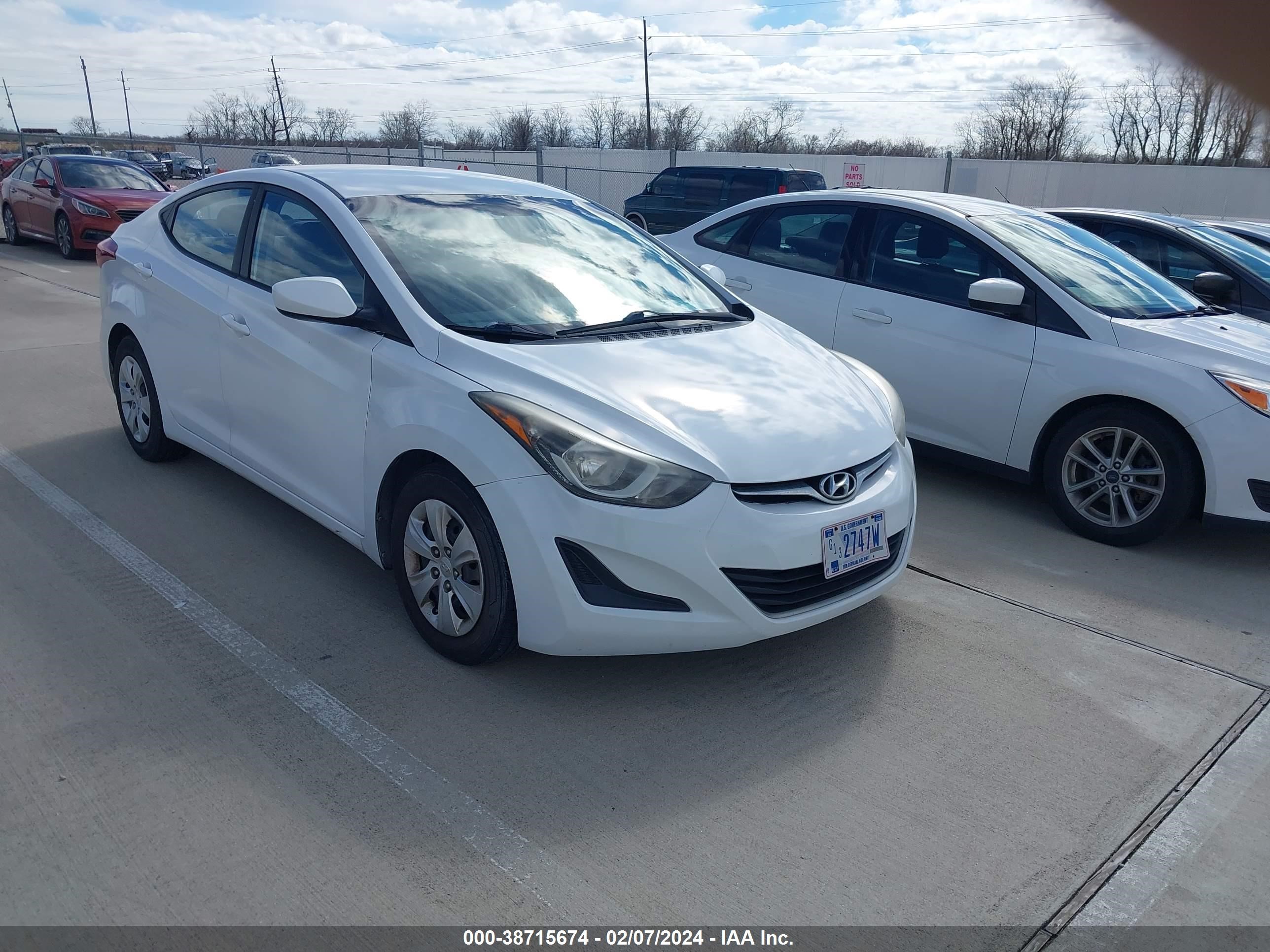 HYUNDAI ELANTRA 2016 5npdh4ae9gh686709