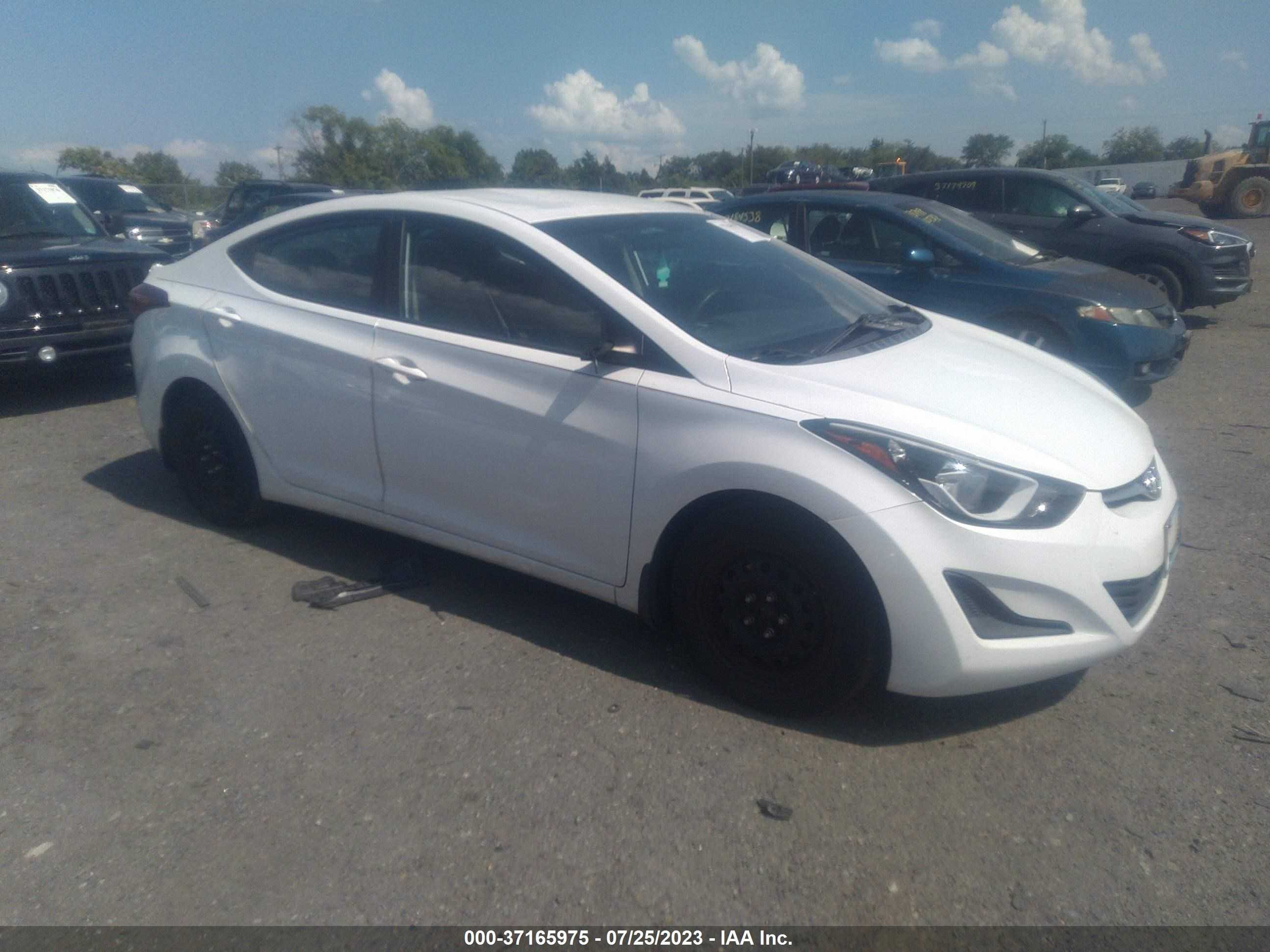 HYUNDAI ELANTRA 2016 5npdh4ae9gh798555