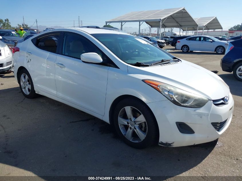 HYUNDAI ELANTRA 2013 5npdh4aexdh320253