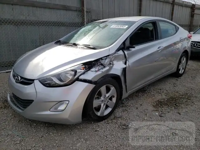 HYUNDAI ELANTRA 2013 5npdh4aexdh336131