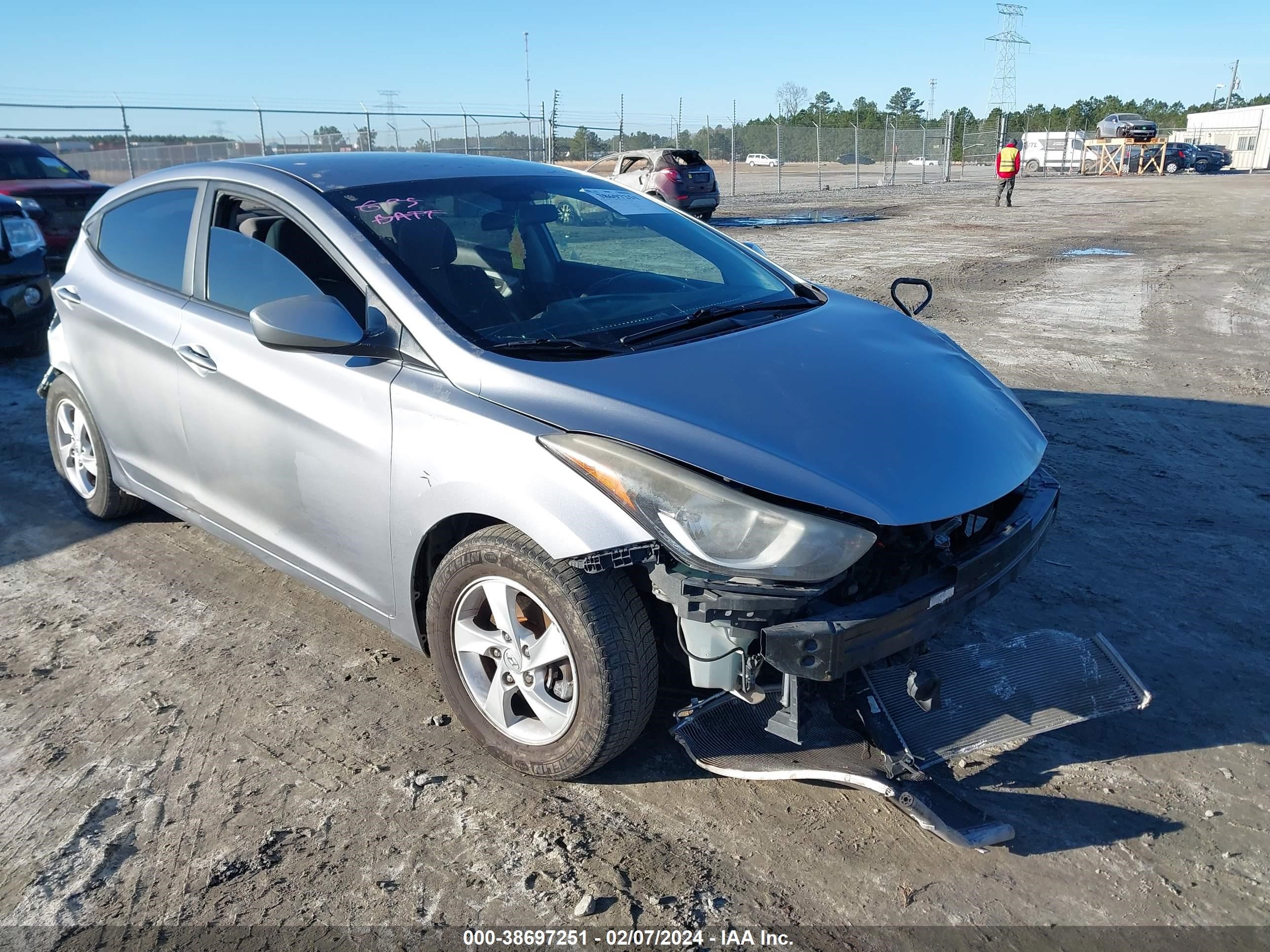 HYUNDAI ELANTRA 2015 5npdh4aexfh613136