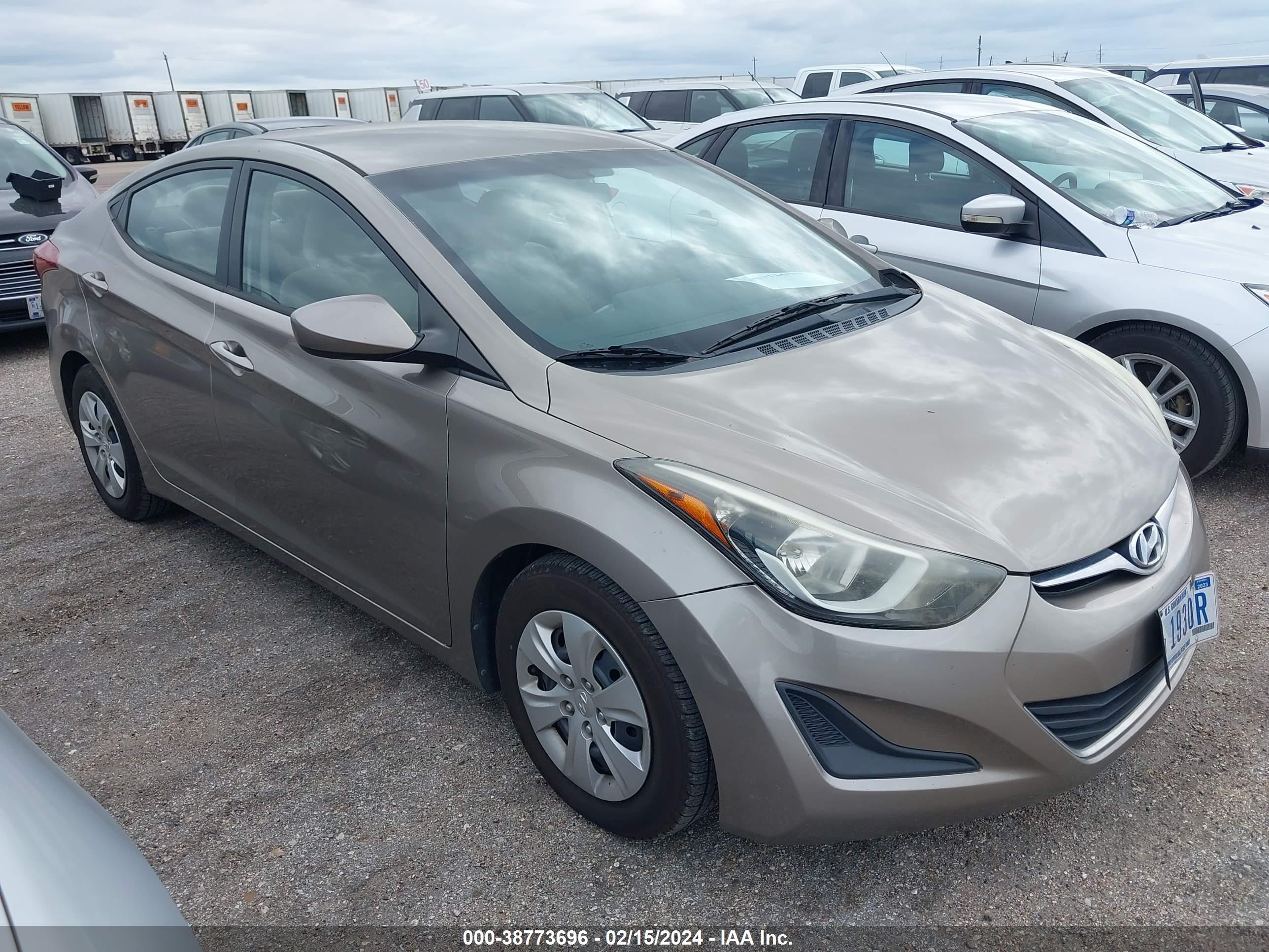 HYUNDAI ELANTRA 2016 5npdh4aexgh685388