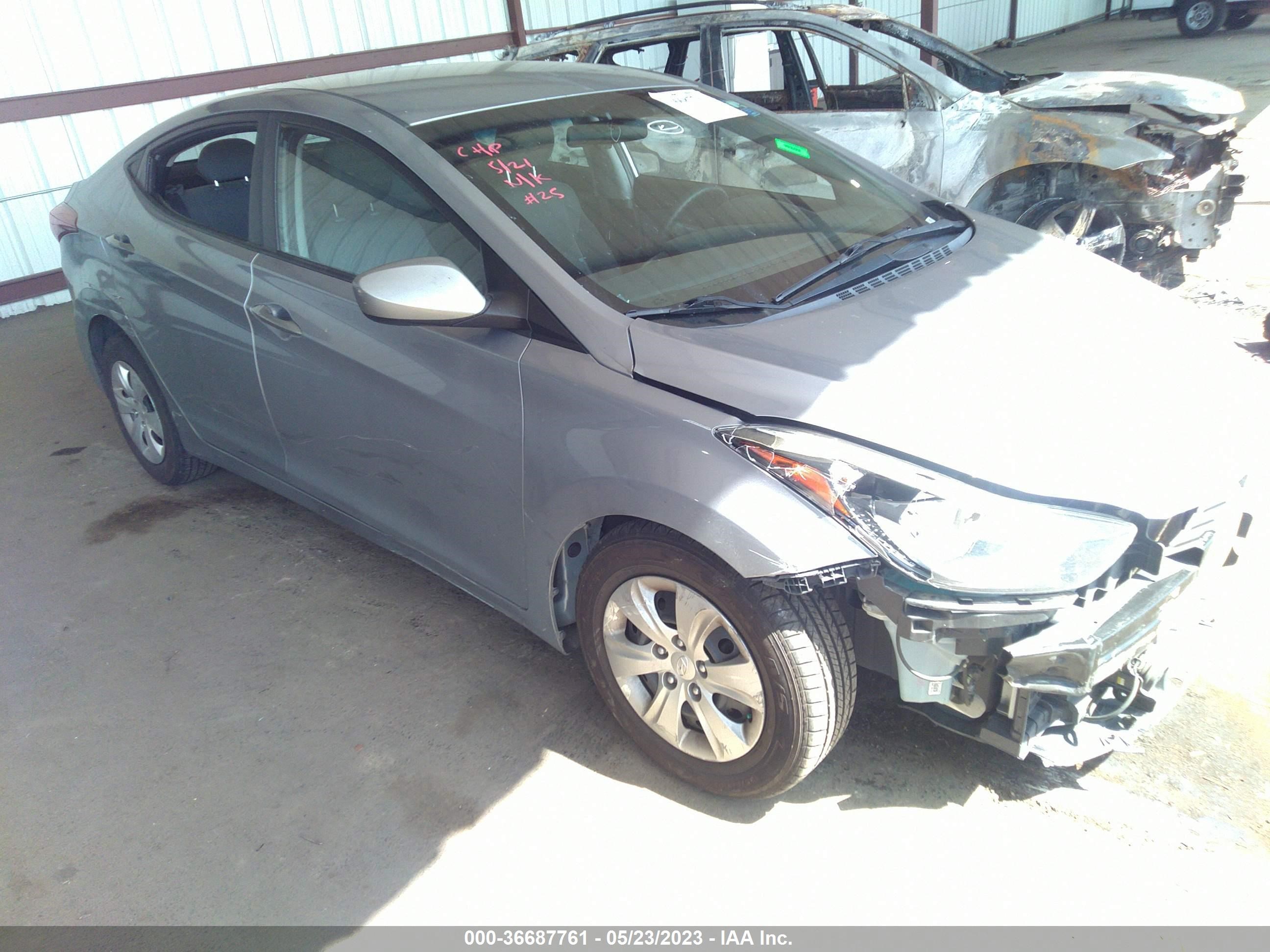 HYUNDAI ELANTRA 2016 5npdh4aexgh751051