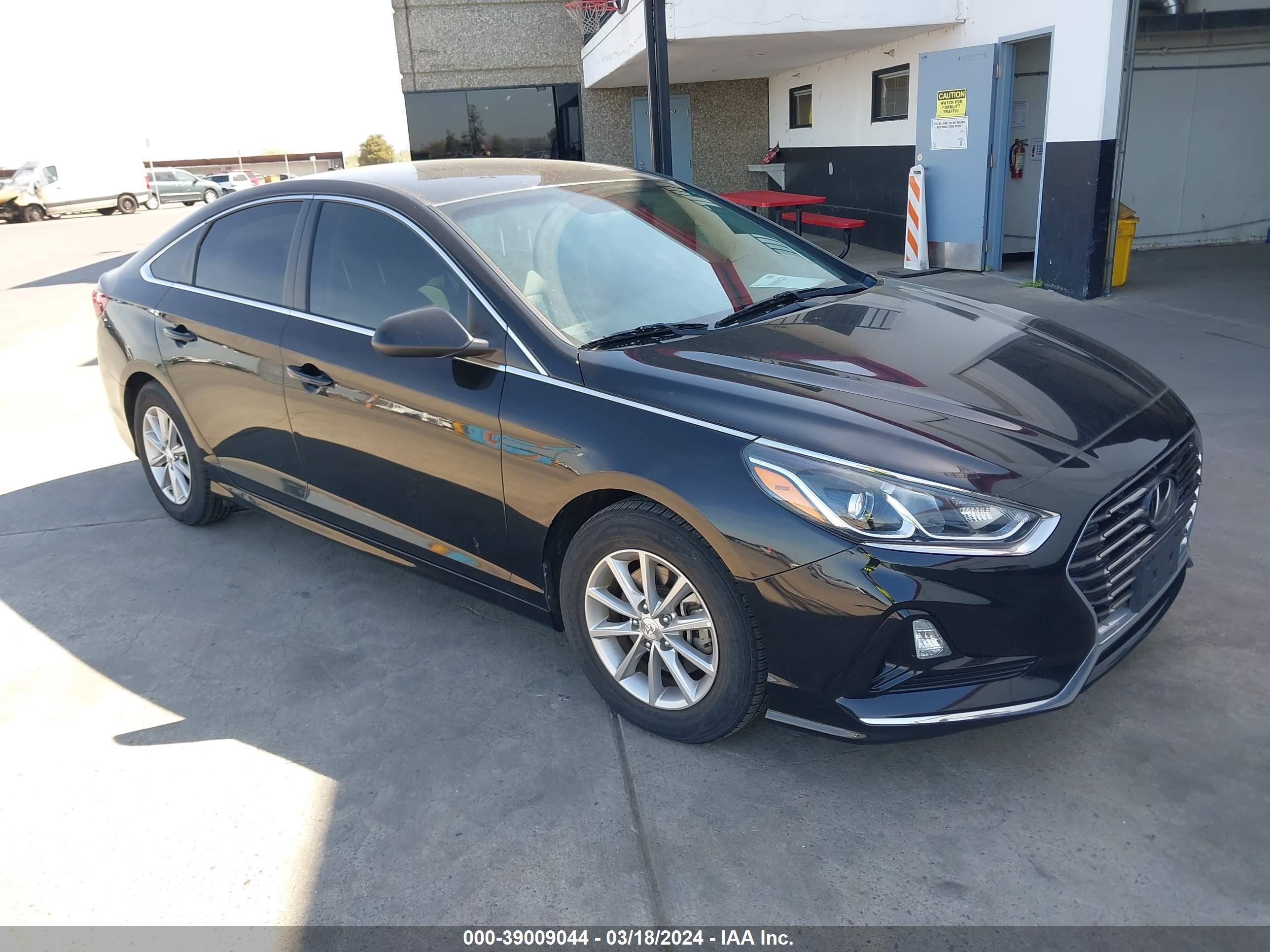 HYUNDAI SONATA 2018 5npe24aa3jh691818