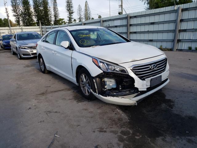 HYUNDAI SONATA SE 2015 5npe24af0fh127045