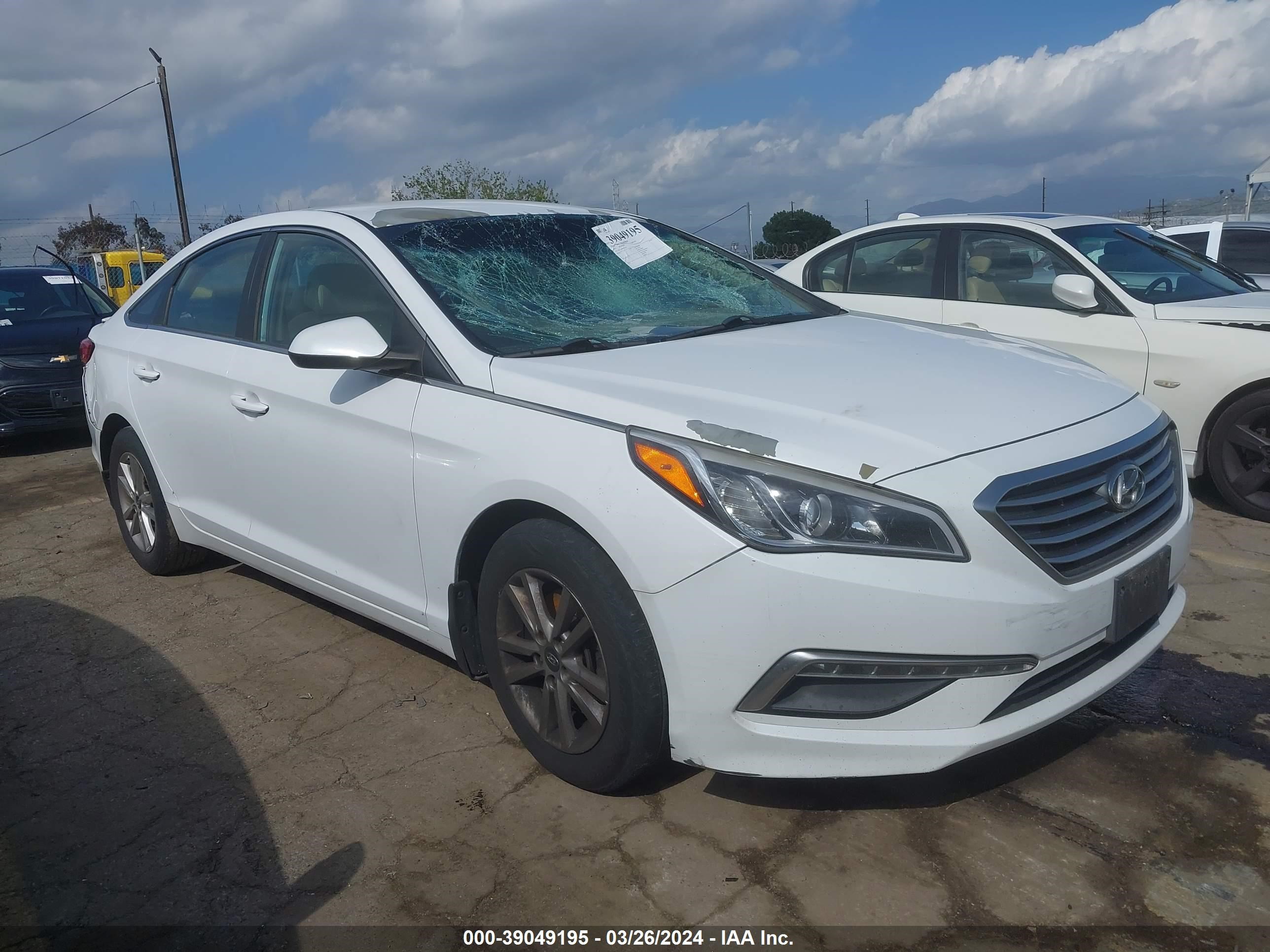 HYUNDAI SONATA 2015 5npe24af0fh141818