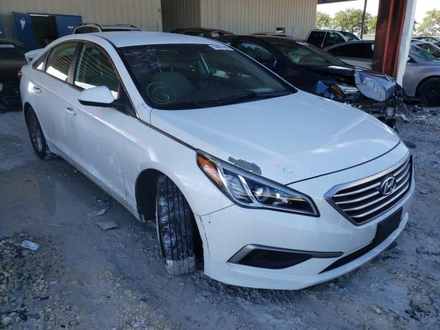 HYUNDAI SONATA SE 2017 5npe24af0hh447162