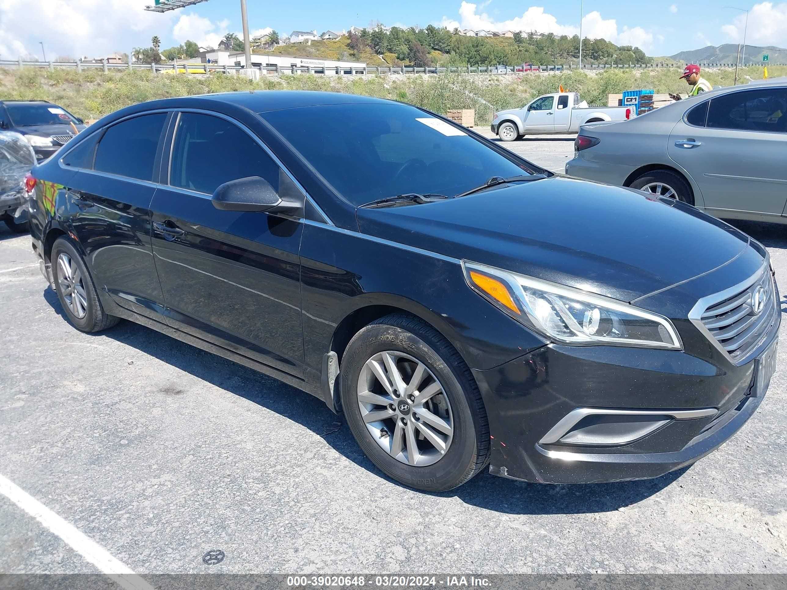 HYUNDAI SONATA 2017 5npe24af0hh550517