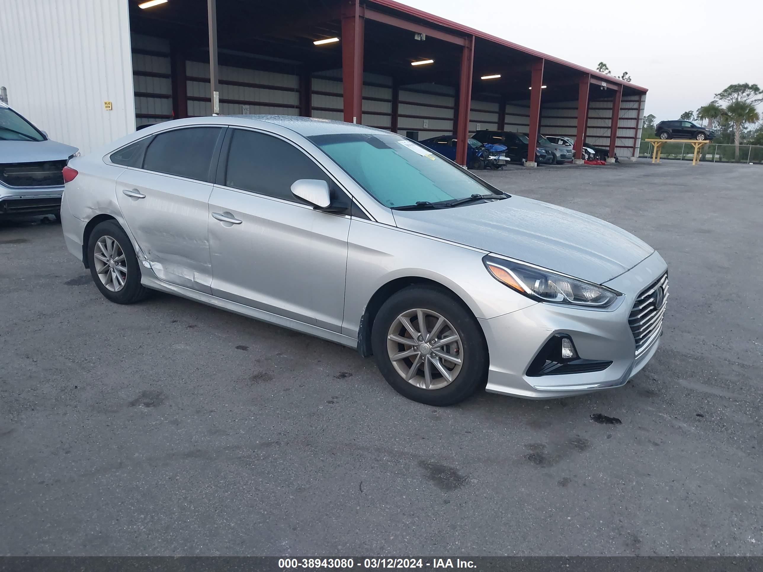 HYUNDAI SONATA 2018 5npe24af0jh698883