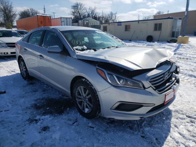 HYUNDAI SONATA SE 2017 5npe24af1hh491607