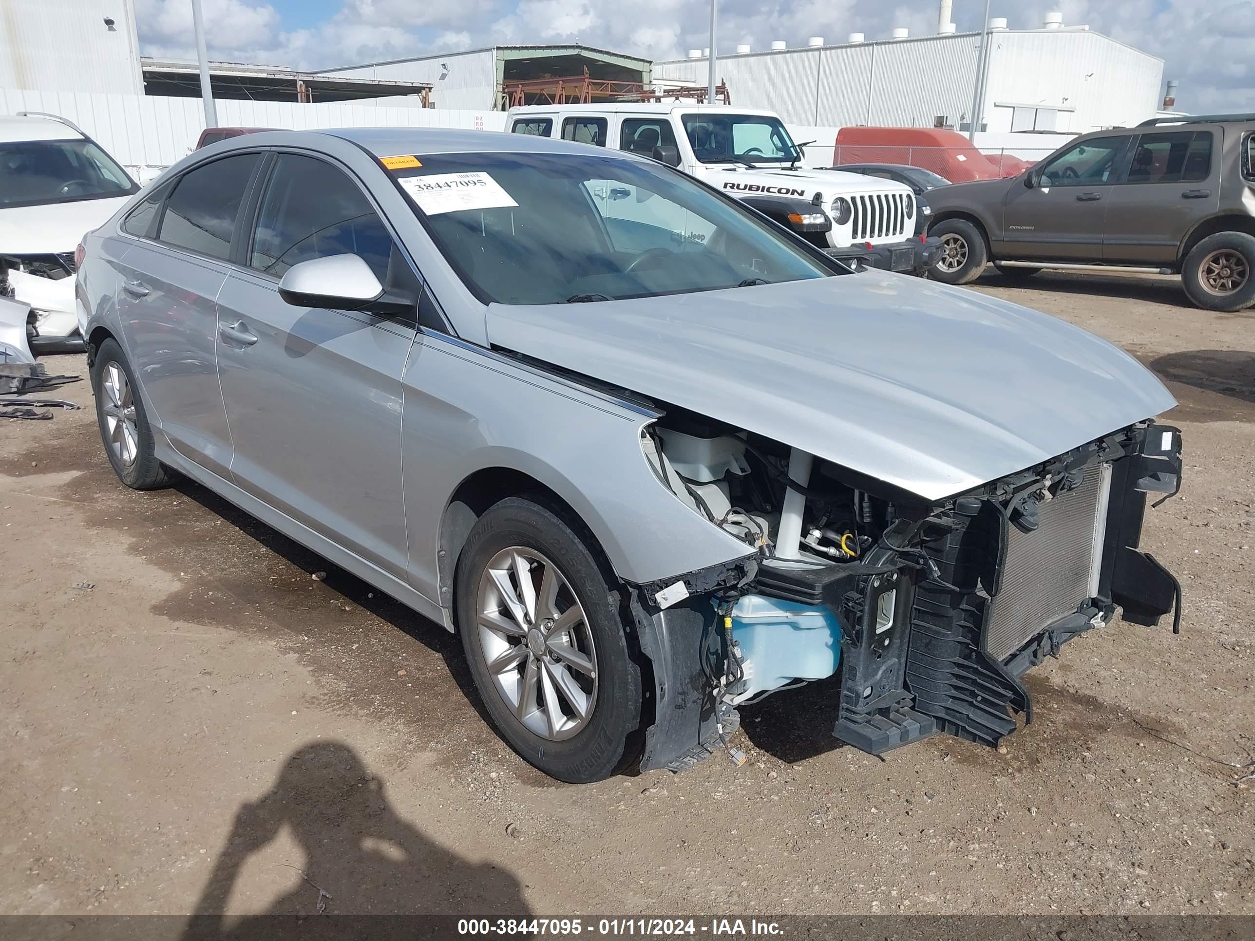 HYUNDAI SONATA 2018 5npe24af1jh700088