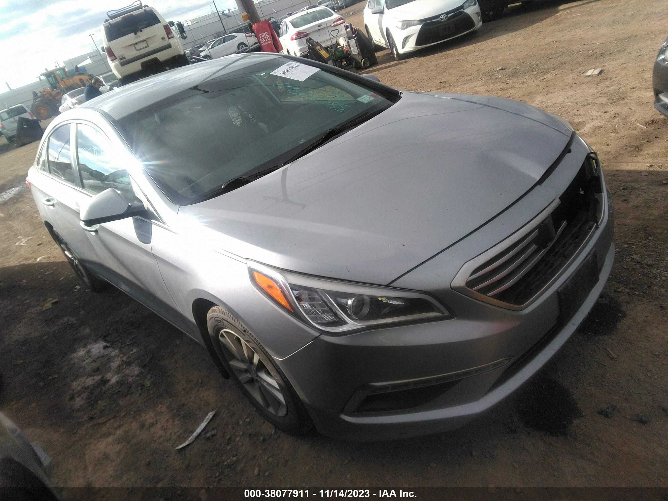 HYUNDAI SONATA 2015 5npe24af2fh000829