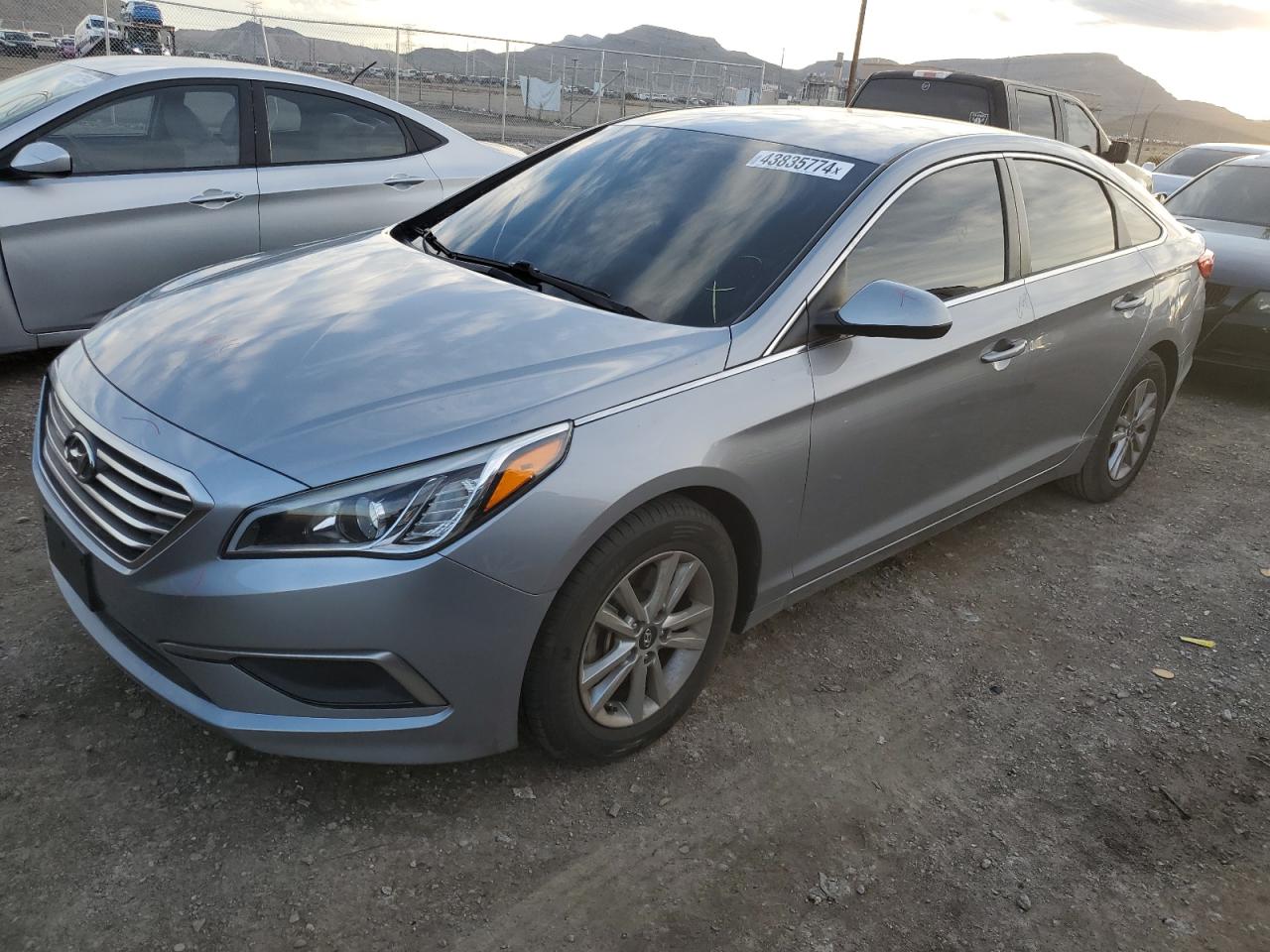 HYUNDAI SONATA 2017 5npe24af2hh440729