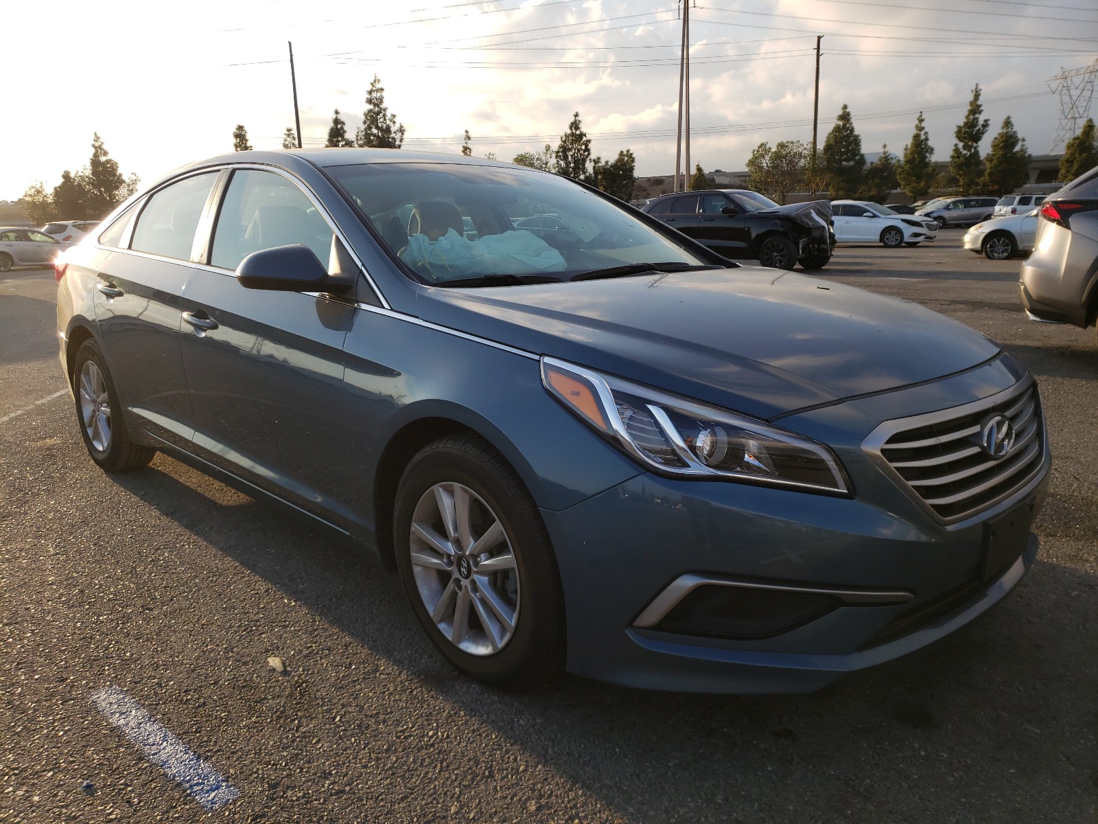 HYUNDAI SONATA SE 2017 5npe24af2hh567576