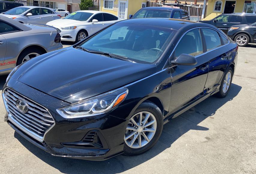 HYUNDAI SONATA SE 2018 5npe24af2jh674214