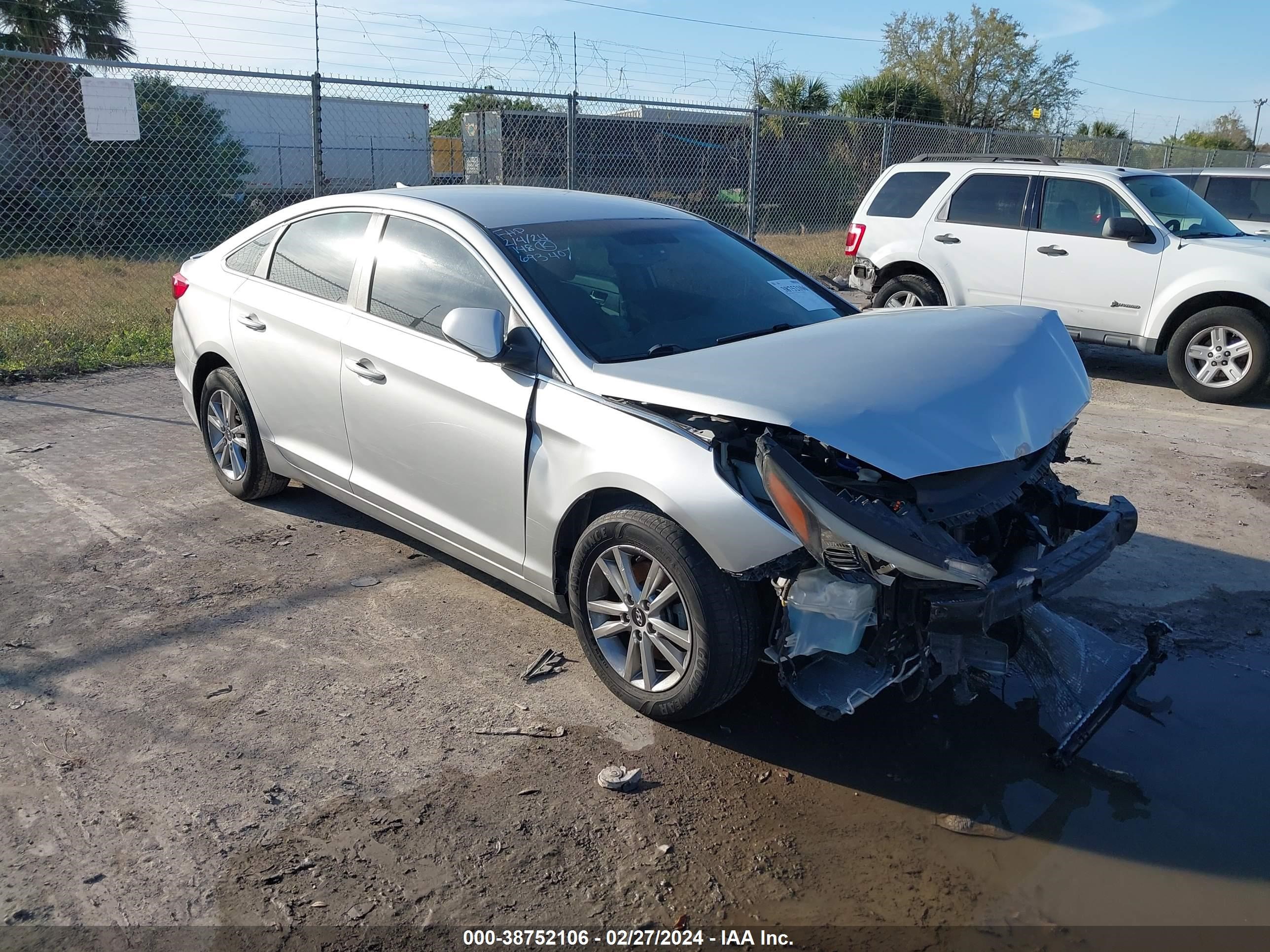 HYUNDAI SONATA 2015 5npe24af3fh105699