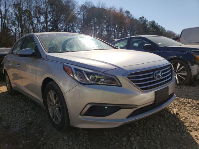 HYUNDAI SONATA SE 2017 5npe24af3hh470323