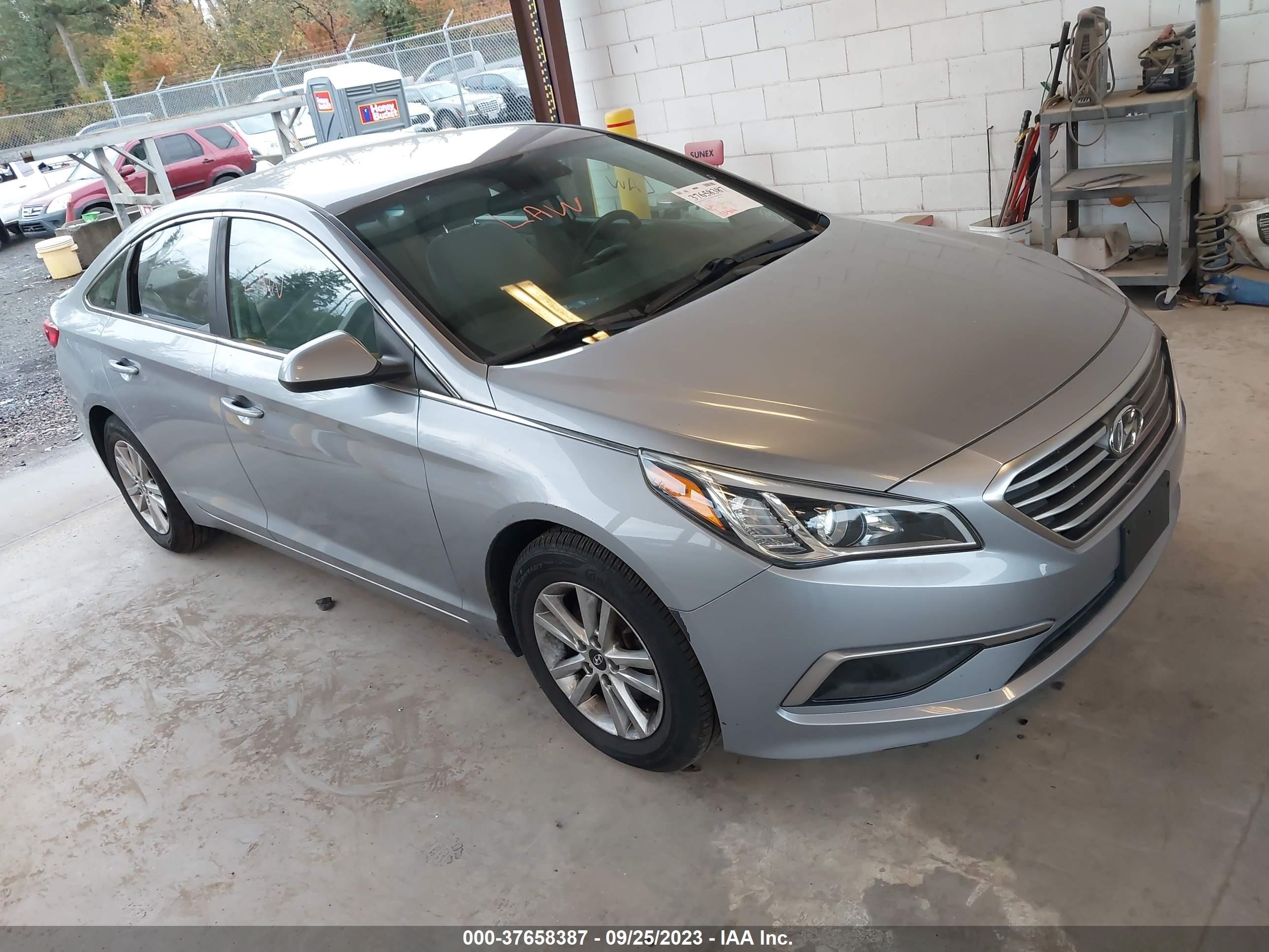 HYUNDAI SONATA 2017 5npe24af3hh477076