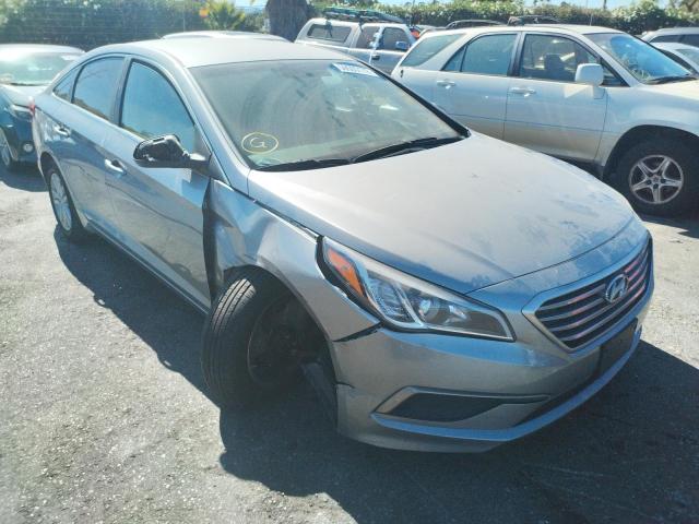 HYUNDAI SONATA SE 2017 5npe24af3hh491852