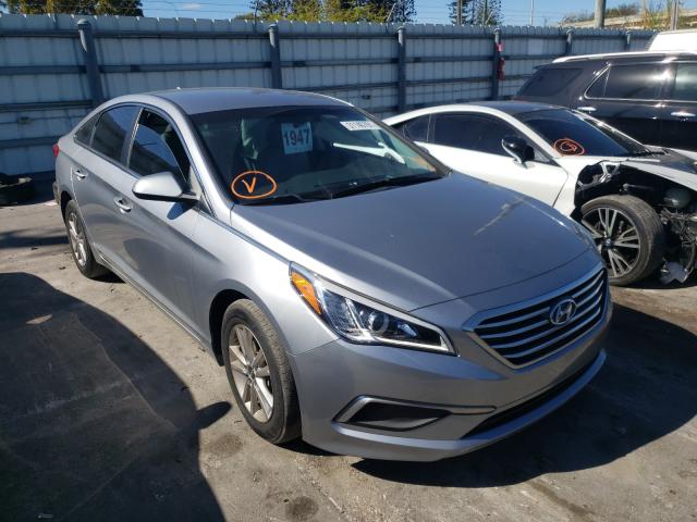 HYUNDAI SONATA SE 2017 5npe24af3hh593913