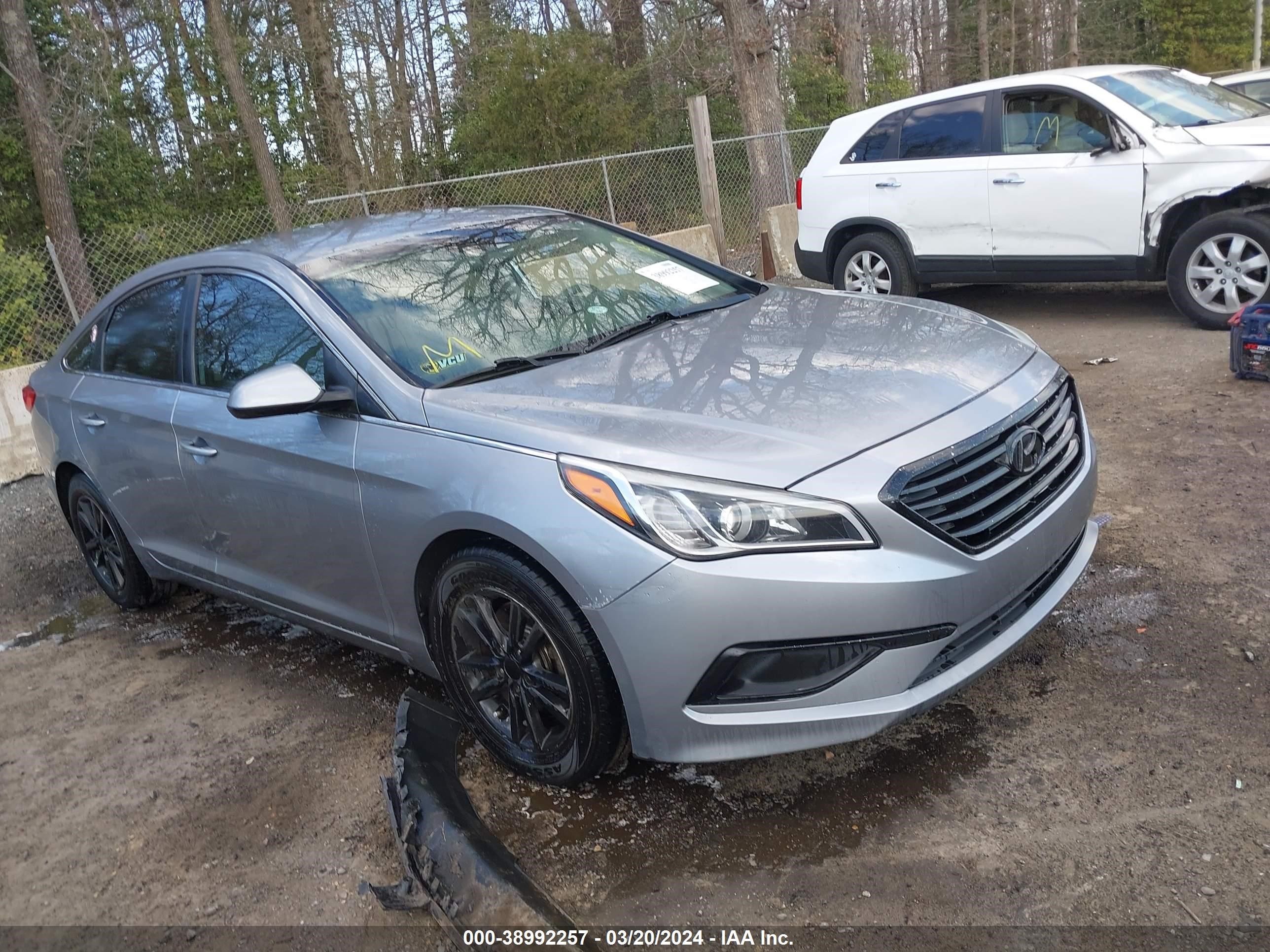 HYUNDAI SONATA 2016 5npe24af4gh301362