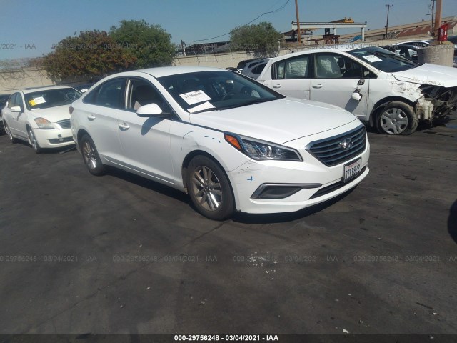 HYUNDAI SONATA SE 2017 5npe24af4hh585013