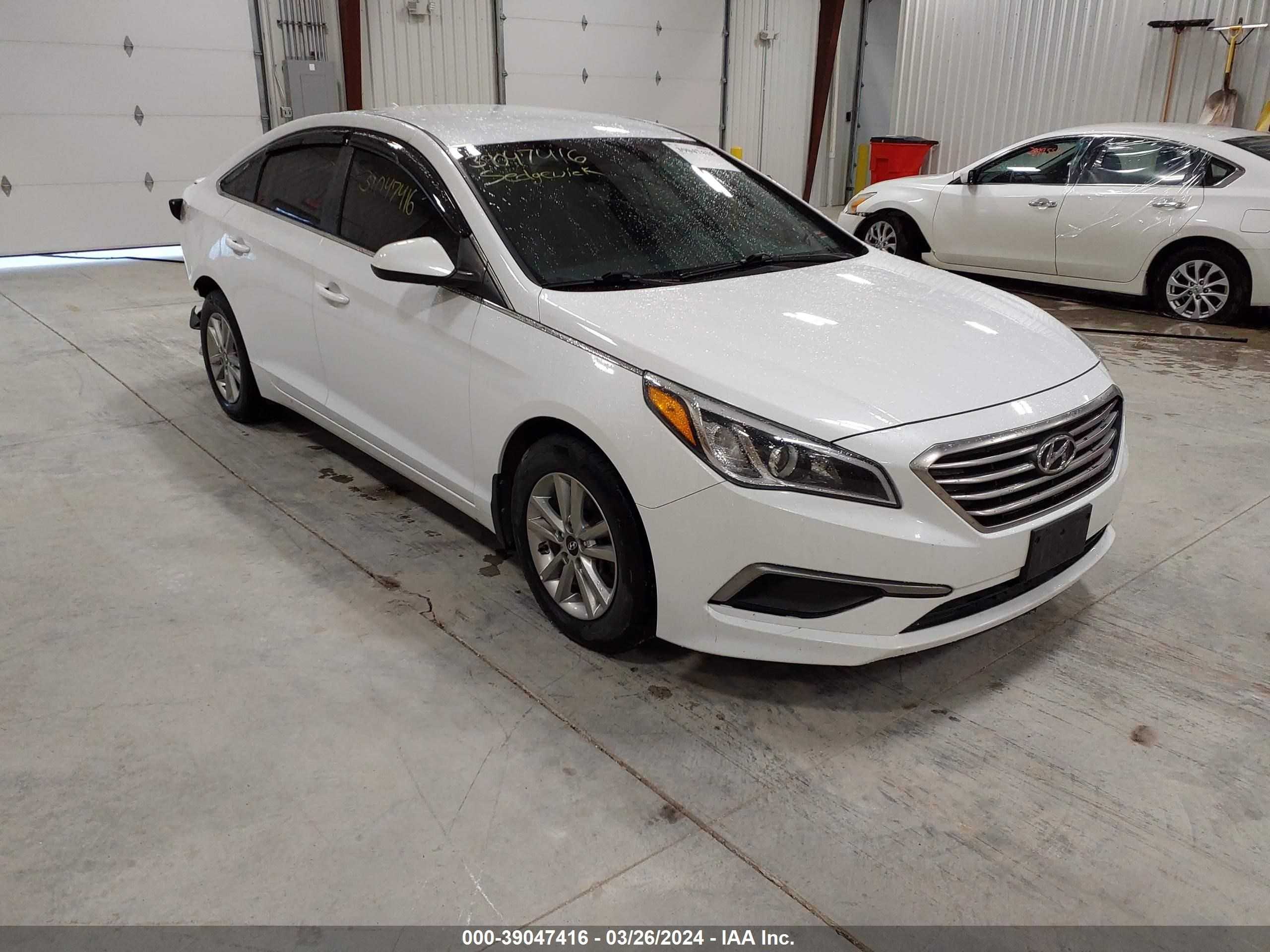 HYUNDAI SONATA 2016 5npe24af5gh337710