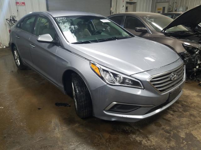 HYUNDAI SONATA SE 2017 5npe24af5hh457010