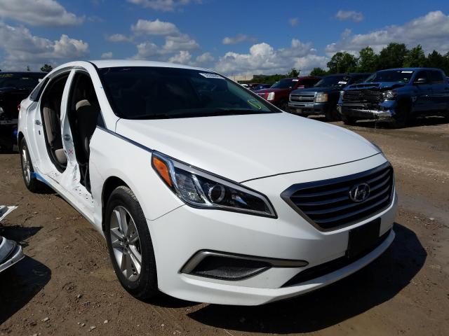 HYUNDAI SONATA SE 2017 5npe24af5hh495692