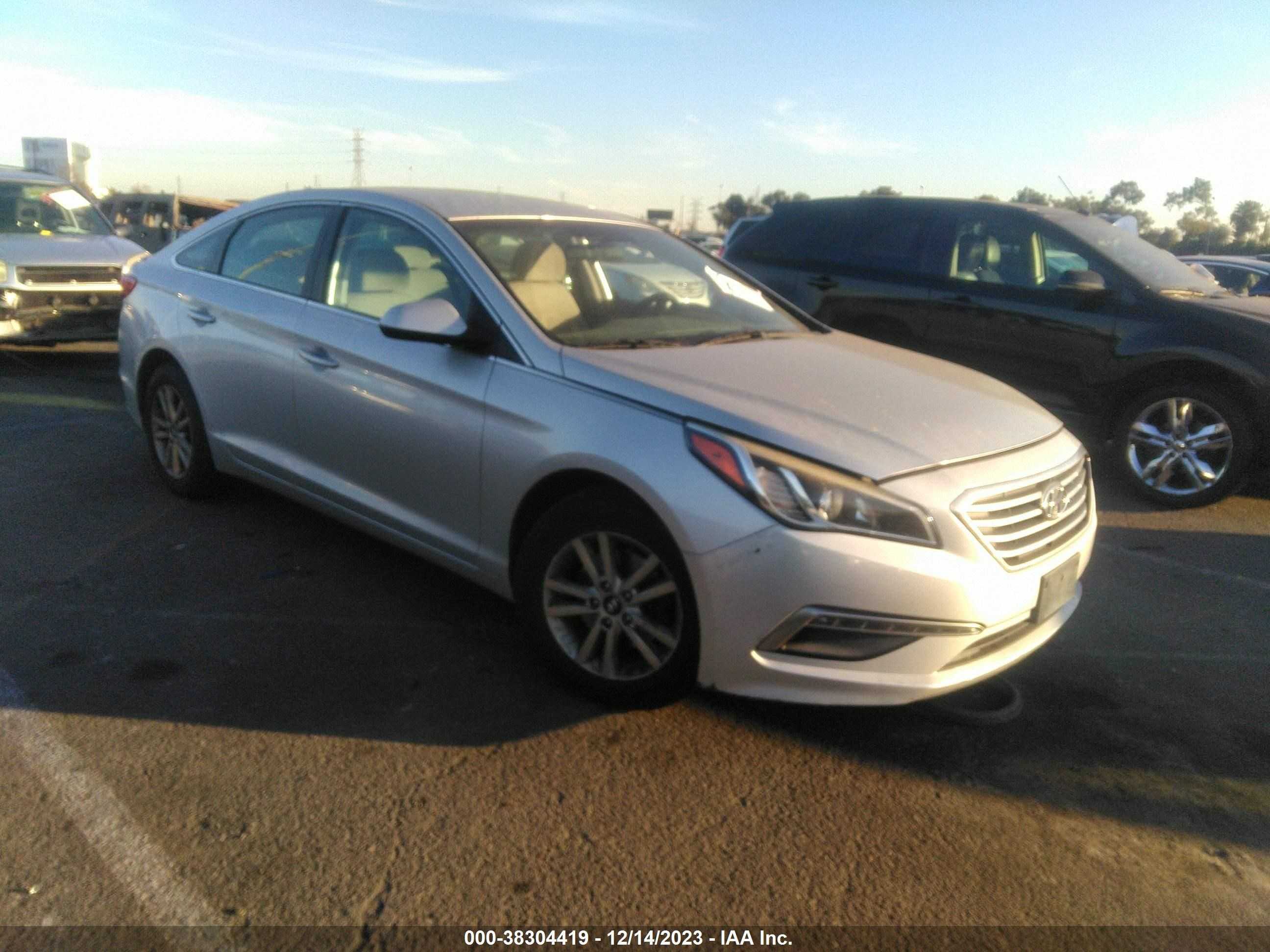 HYUNDAI SONATA 2015 5npe24af7fh006786