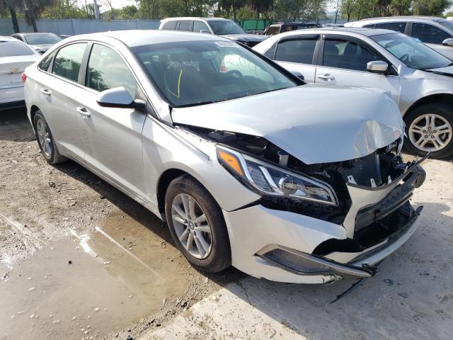 HYUNDAI SONATA SE 2017 5npe24af7hh487206